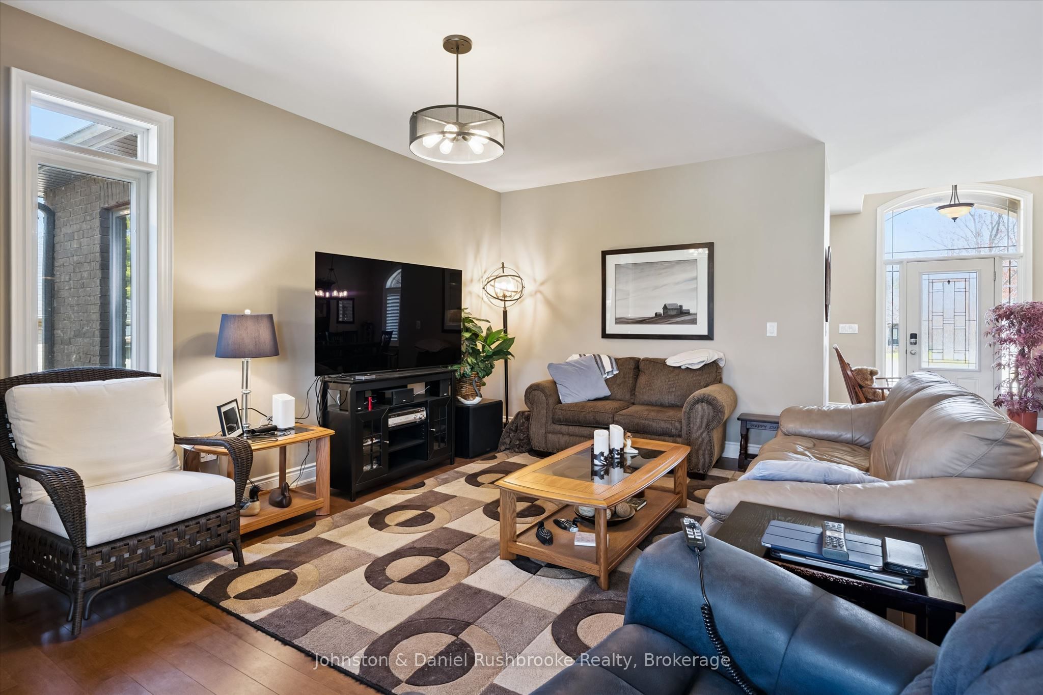 1842 Meadowview Court, Severn, ON L3V 0V6 photo 4