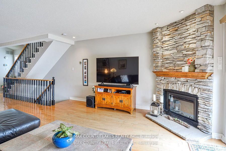 24 Laguna Parkway 15, Ramara, ON L0K 1B0 photo 4