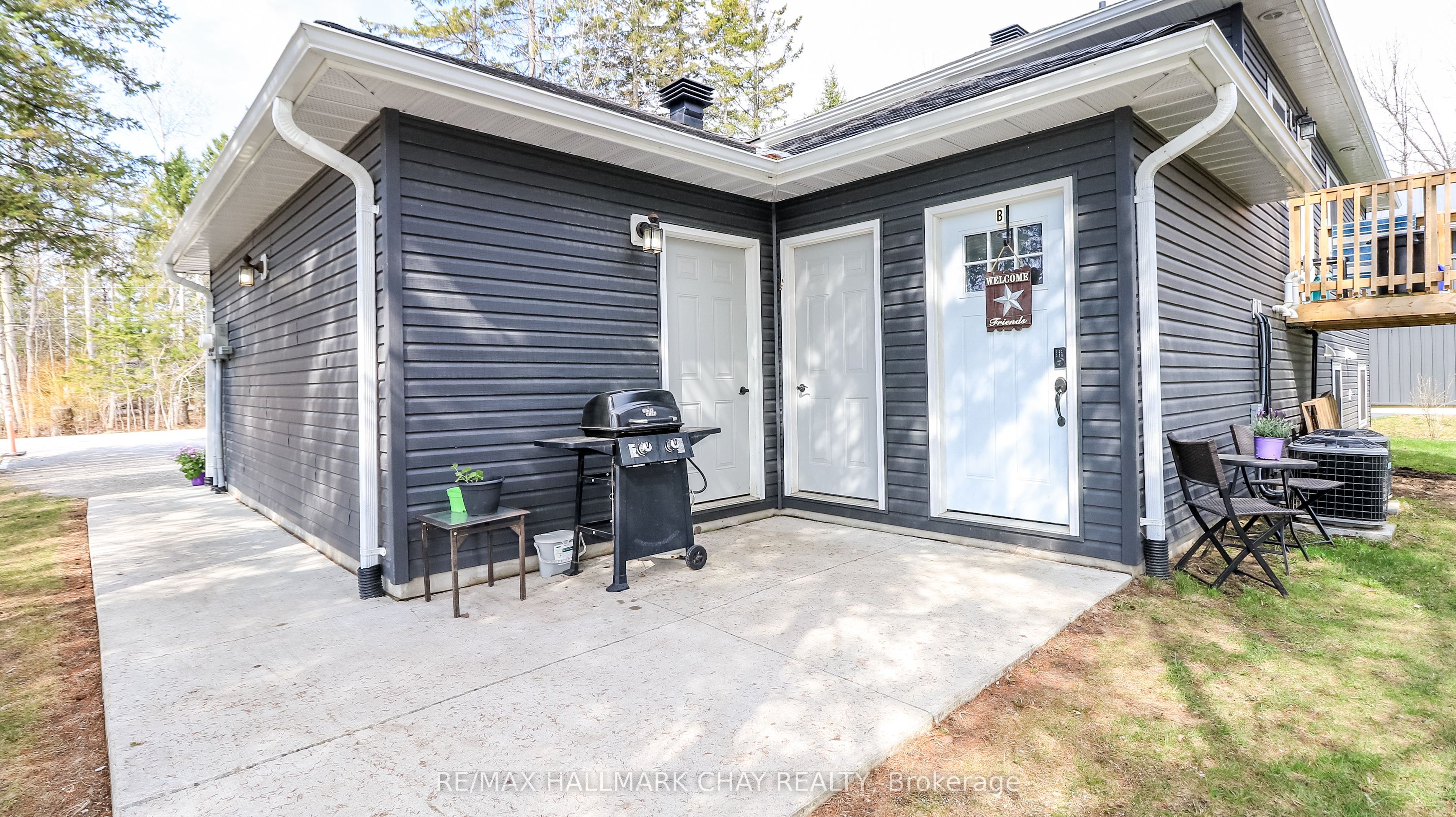 2082 Centre Avenue, Severn, ON L3V 6H3 photo 5