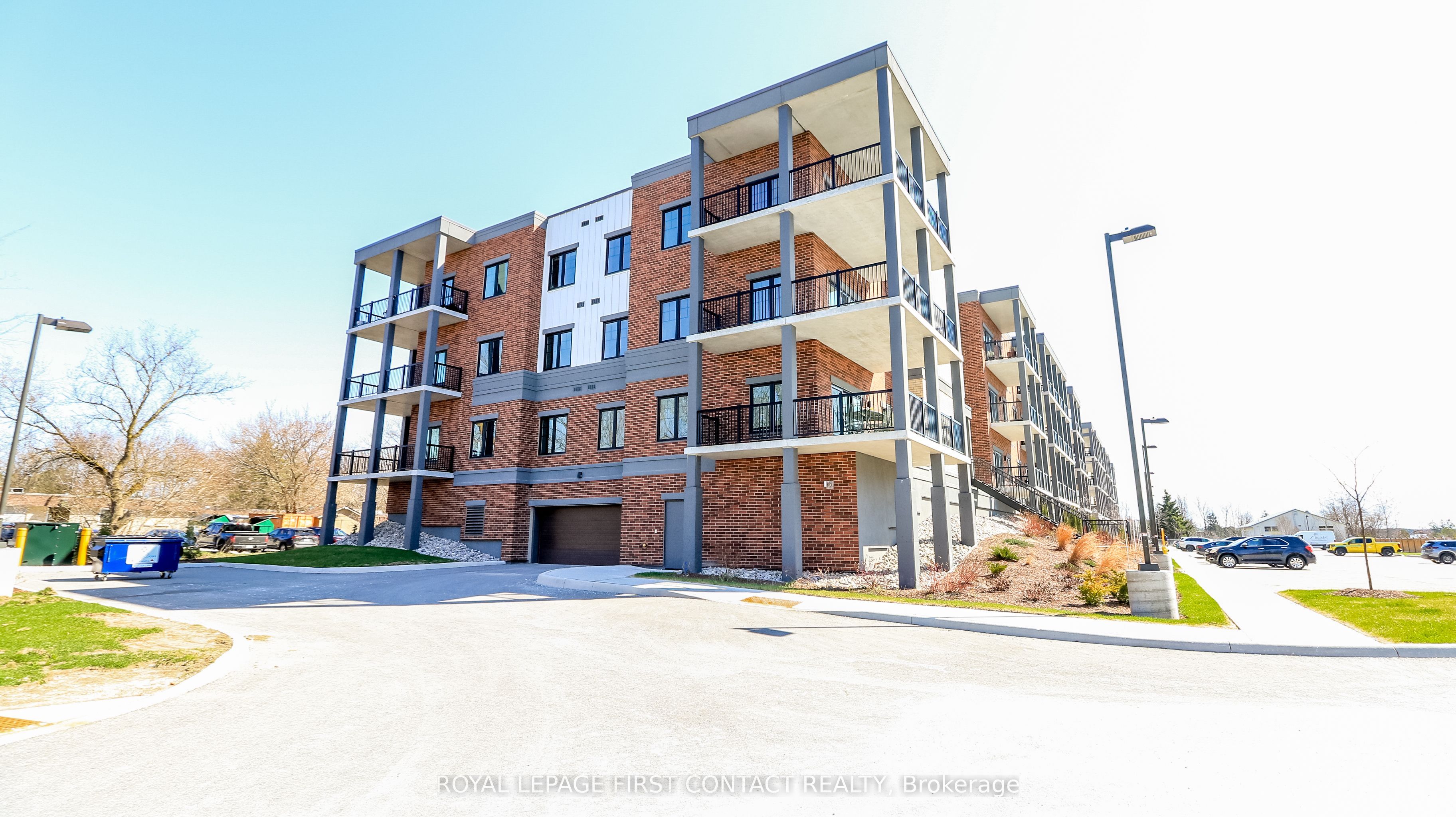 121 Mary Street 210, Clearview, ON L0M 1G0 photo 2
