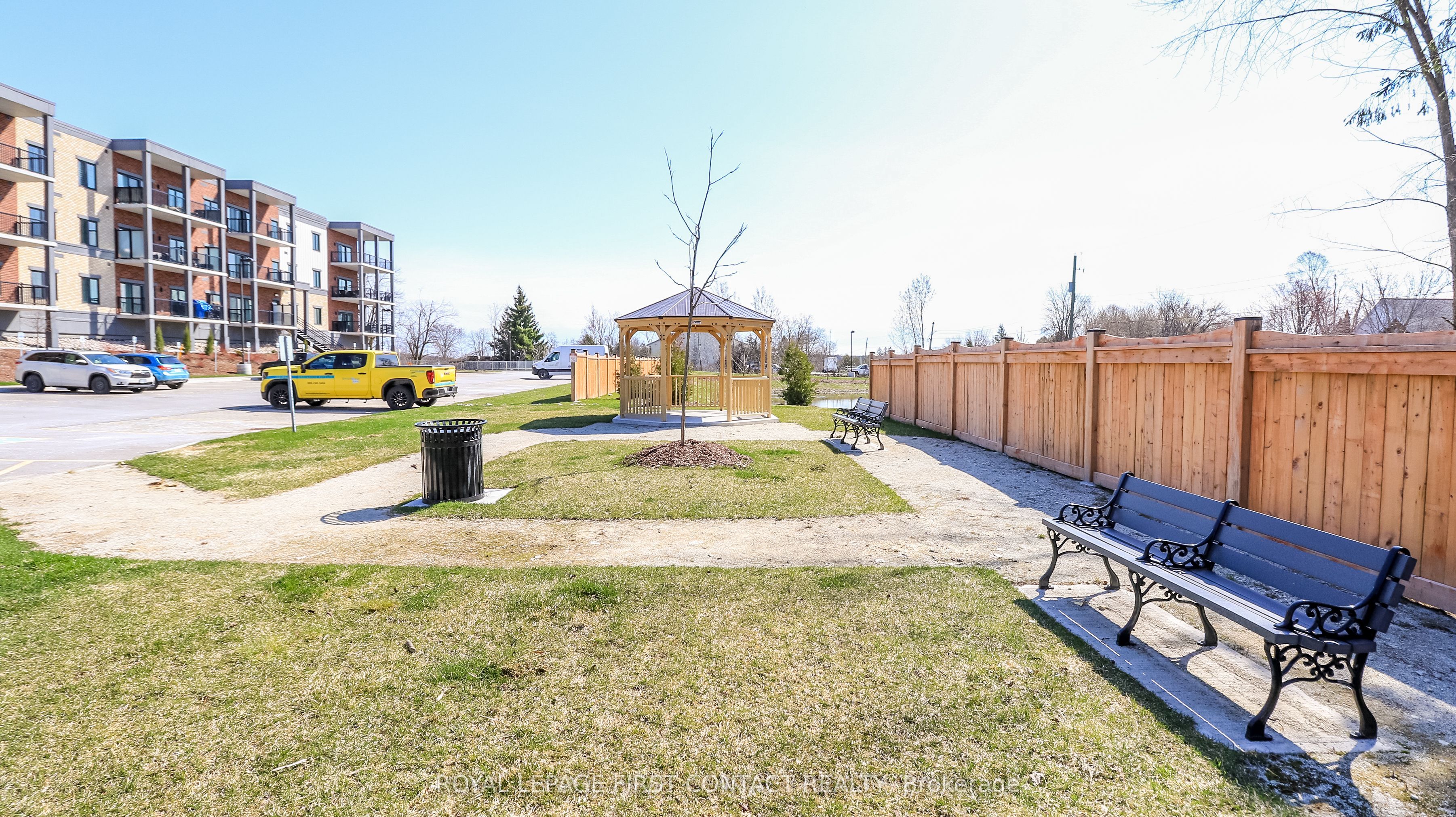 121 Mary Street 210, Clearview, ON L0M 1G0 photo 4