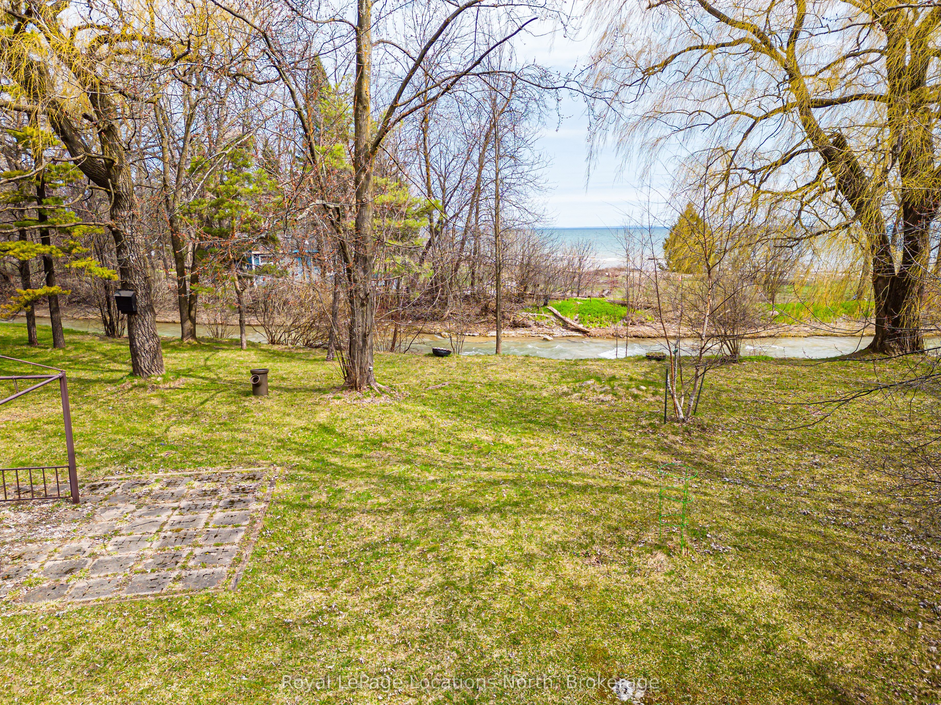 21 Eva Crescent, Collingwood, ON L9Y 5R1 photo 2