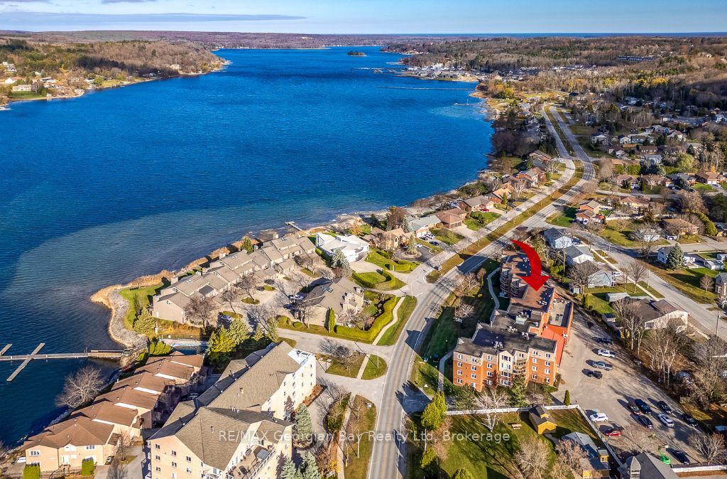 11 Beck Boulevard 404, Penetanguishene, ON L9M 2G1 photo 3