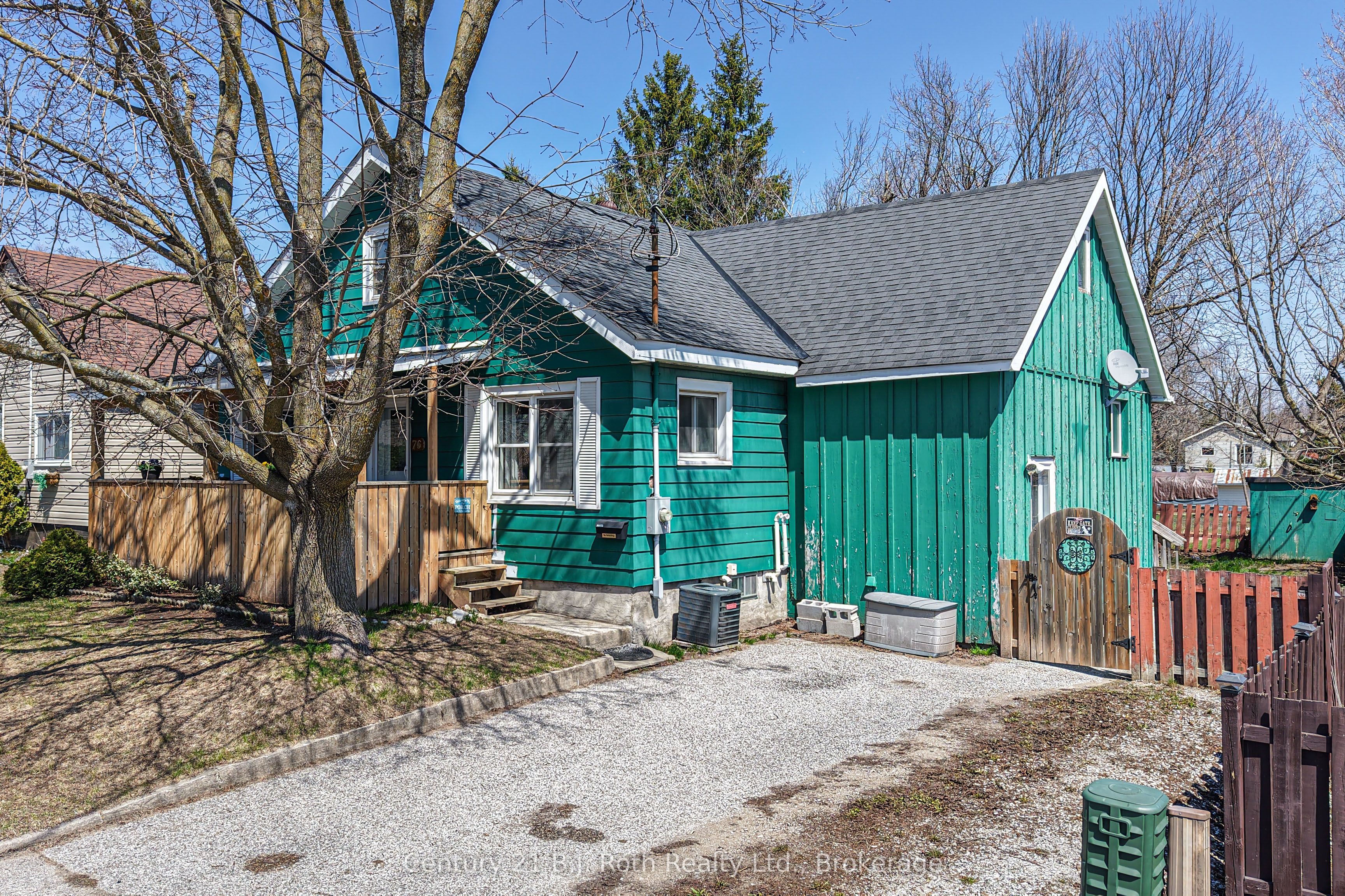 76 McKenzie Street, Orillia, ON L3V 6A7 photo 2