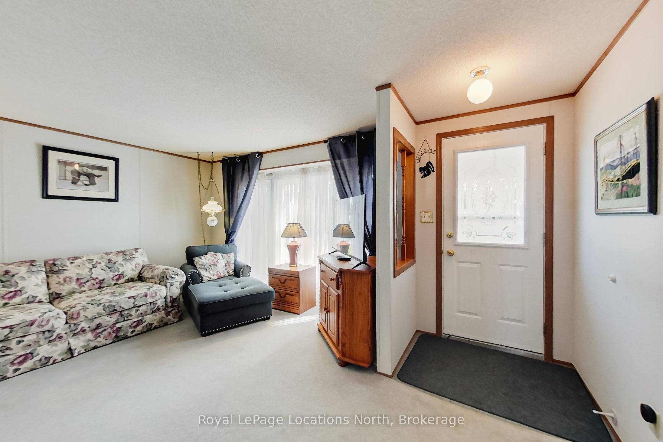 5 Murray Drive, Wasaga Beach, ON L9Z 1K3 photo 4