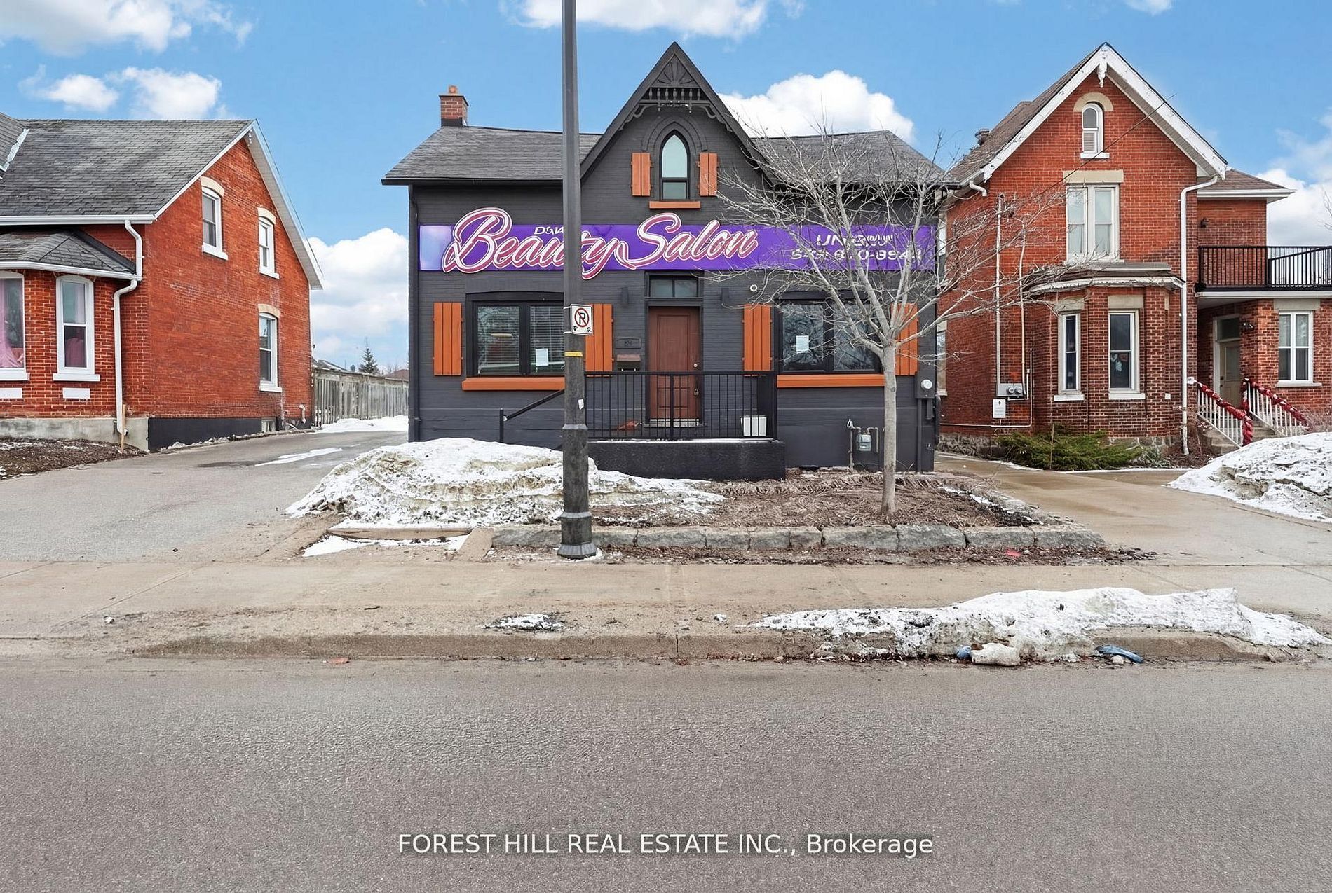 89 Toronto Street, Barrie, ON L4N 1V1 photo 5