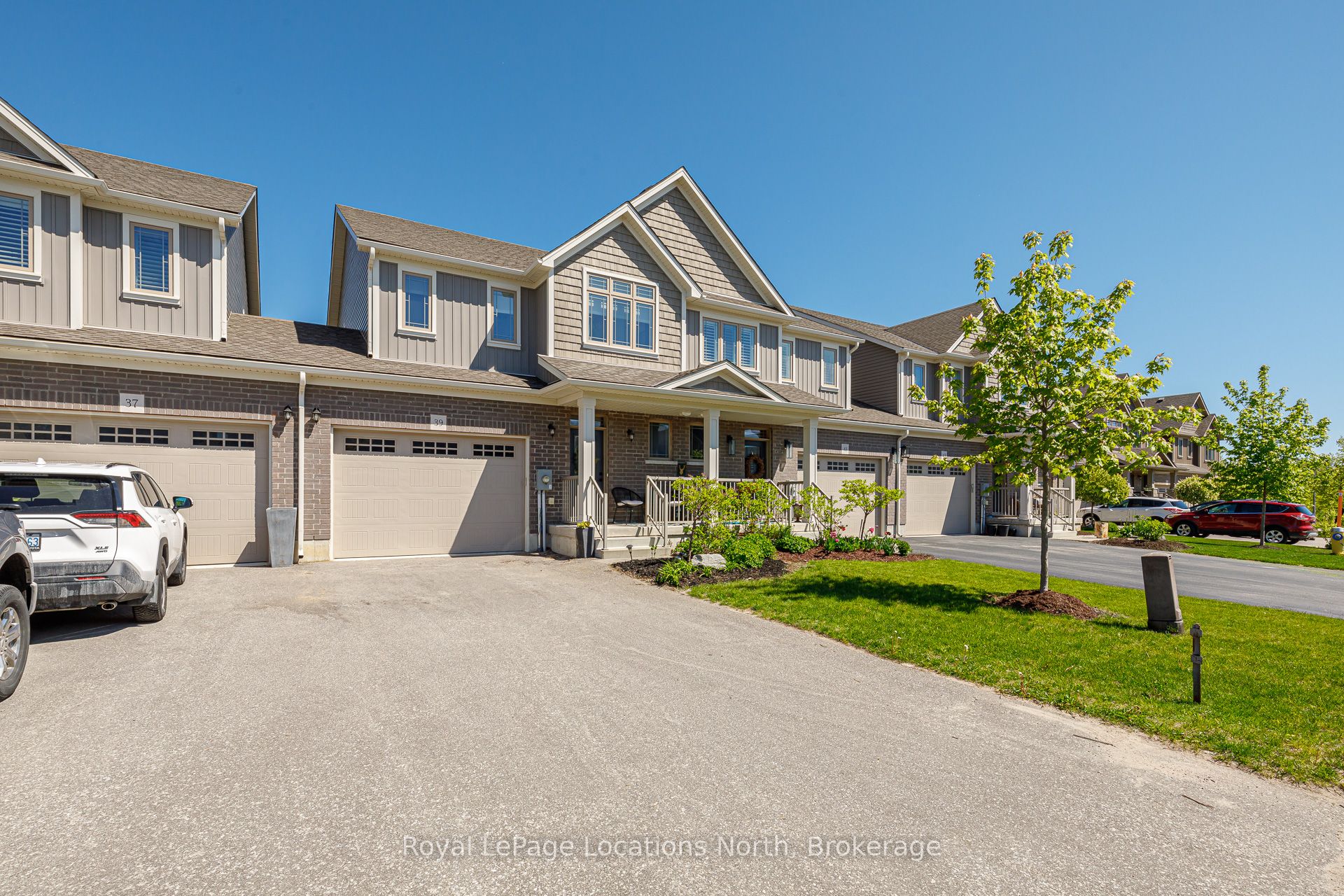 39 George Zubek Drive, Collingwood, ON L9Y 1M5 photo 2