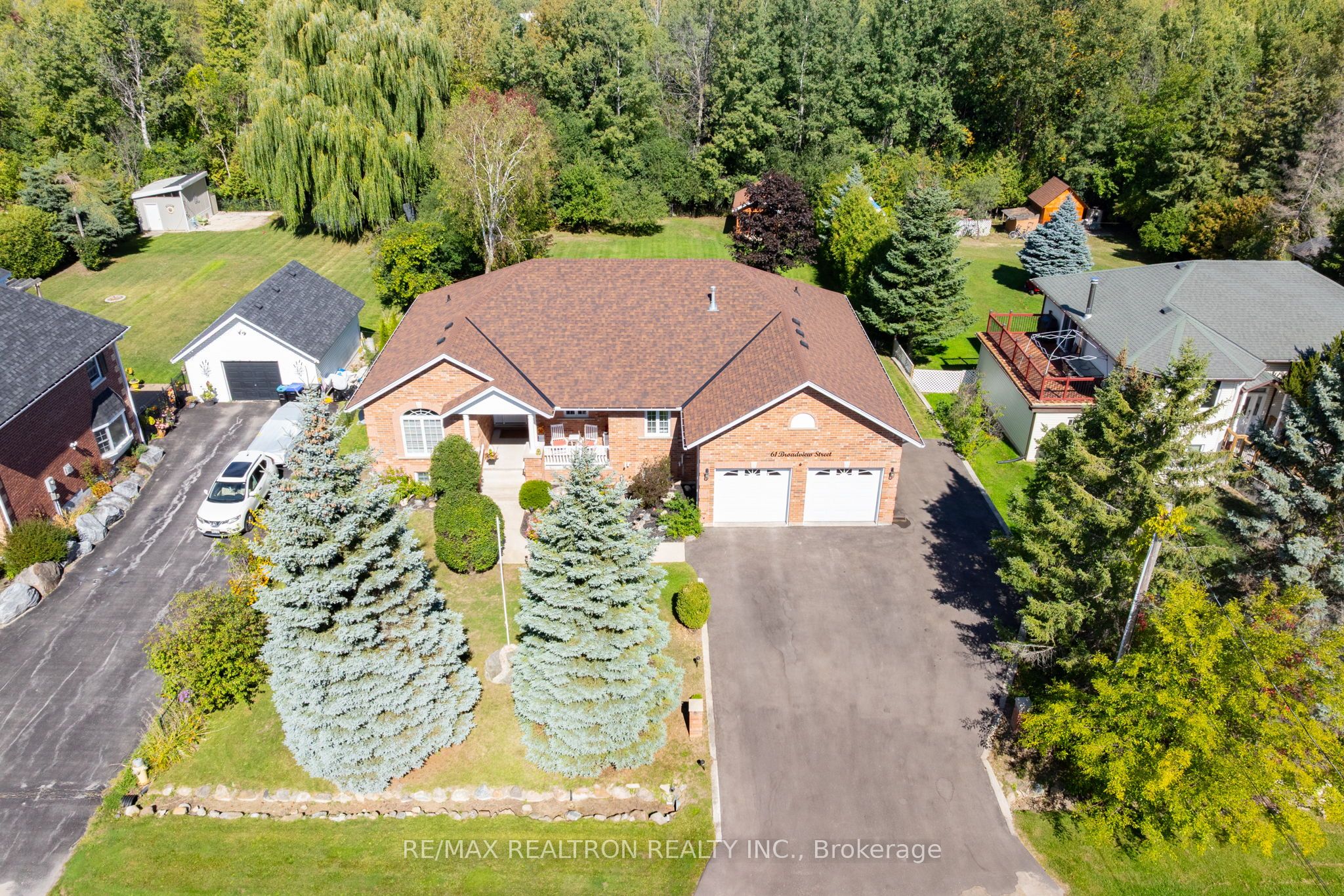 61 Broadview Street, Collingwood, ON L9Y 0X2 photo 2