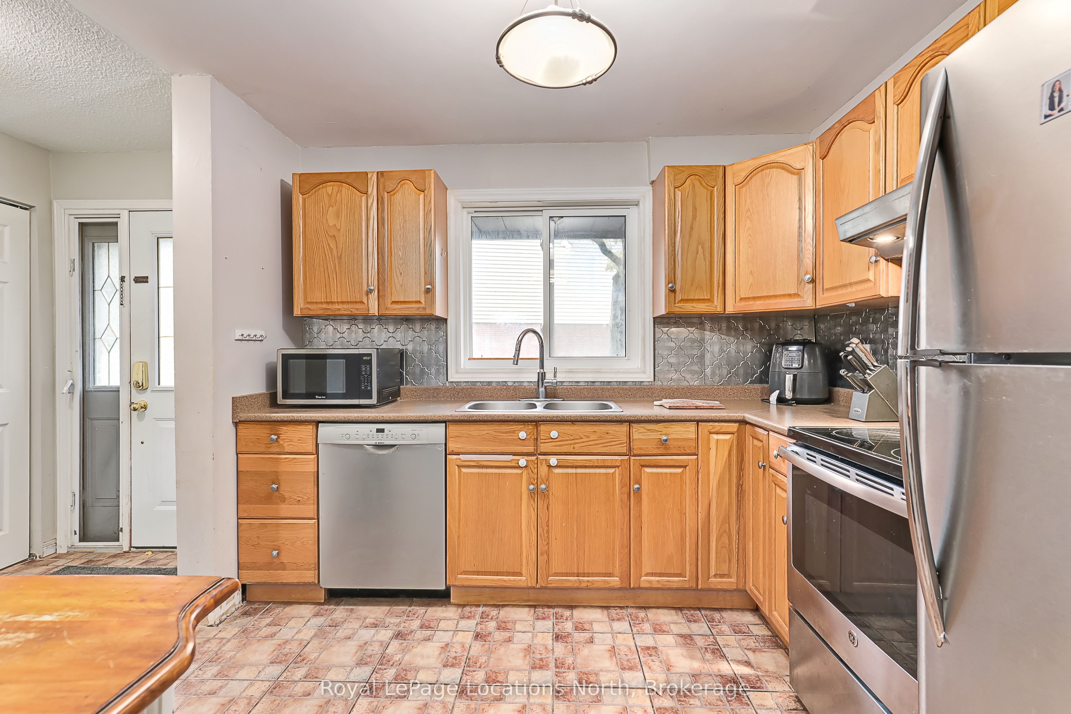 590 Tenth Street, Collingwood, ON L9Y 4C1 photo 5