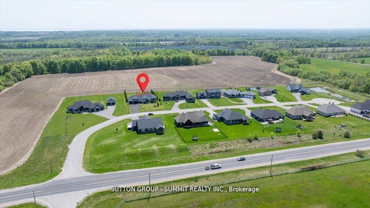3 Best Court, Oro-Medonte, ON L0L 2L0 photo 2