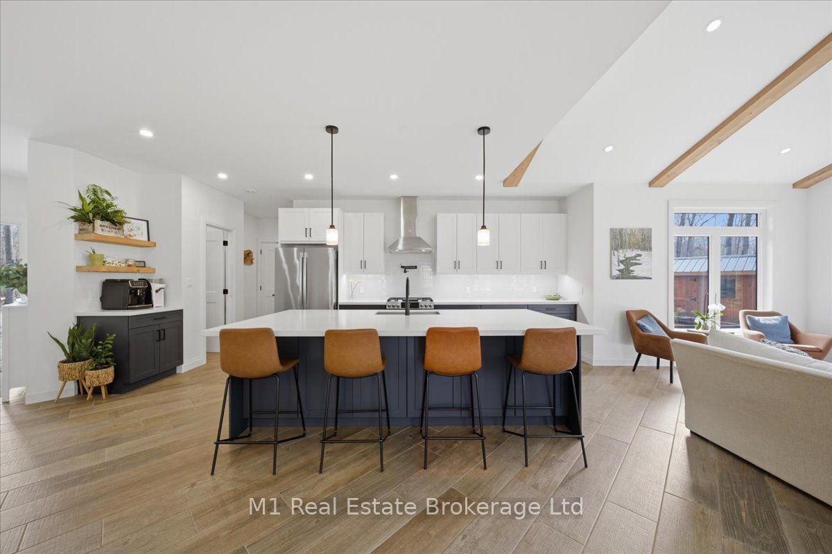 3278 Russell Drive, Severn, ON L0K 1S0 photo 3