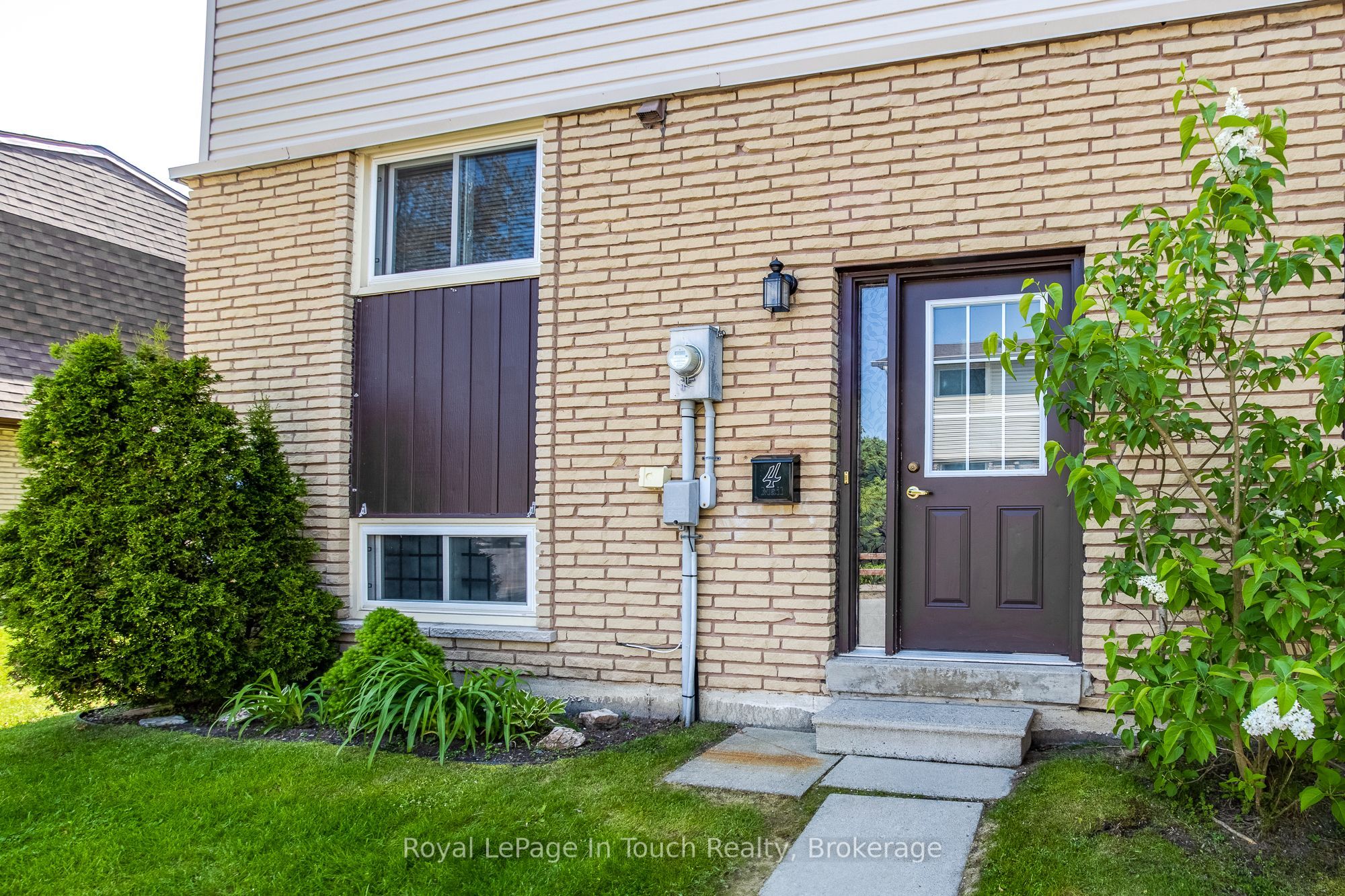 233 Innisfil Street 4, Barrie, ON L4N 3E9 photo 3