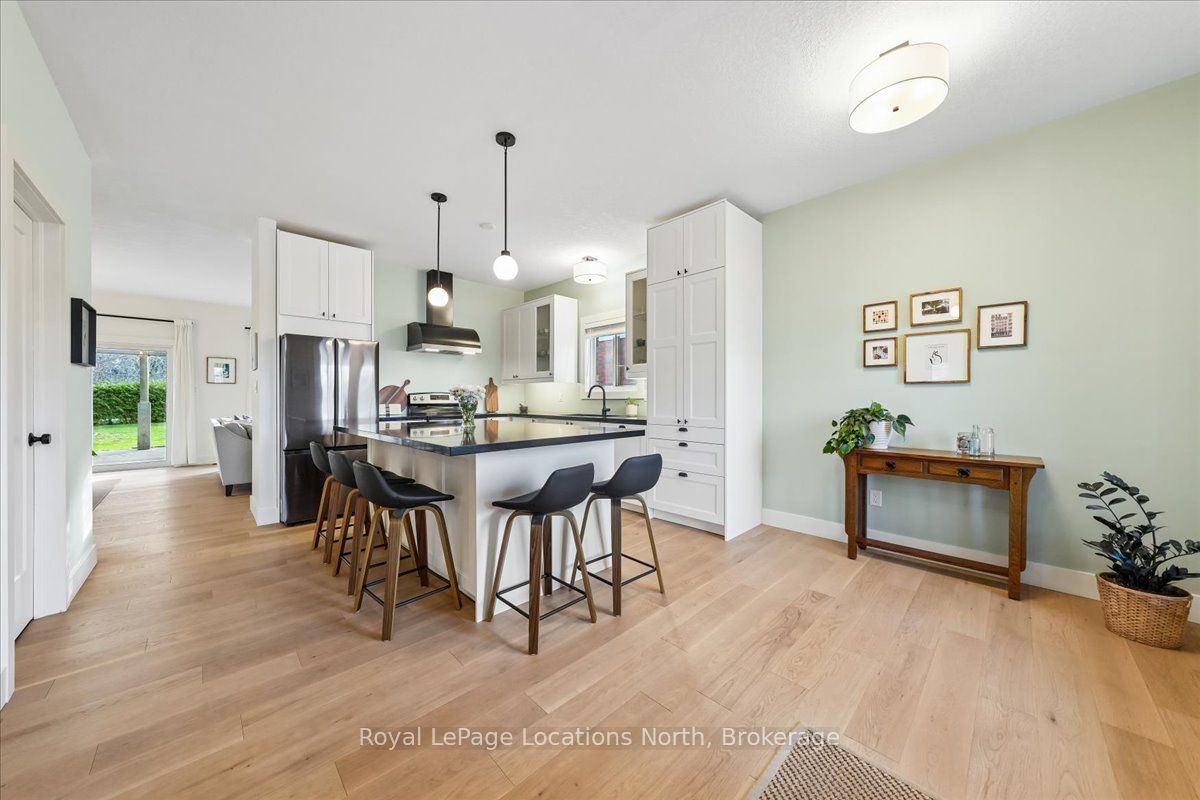 32 Alyssa Drive, Collingwood, ON L9Y 5K9