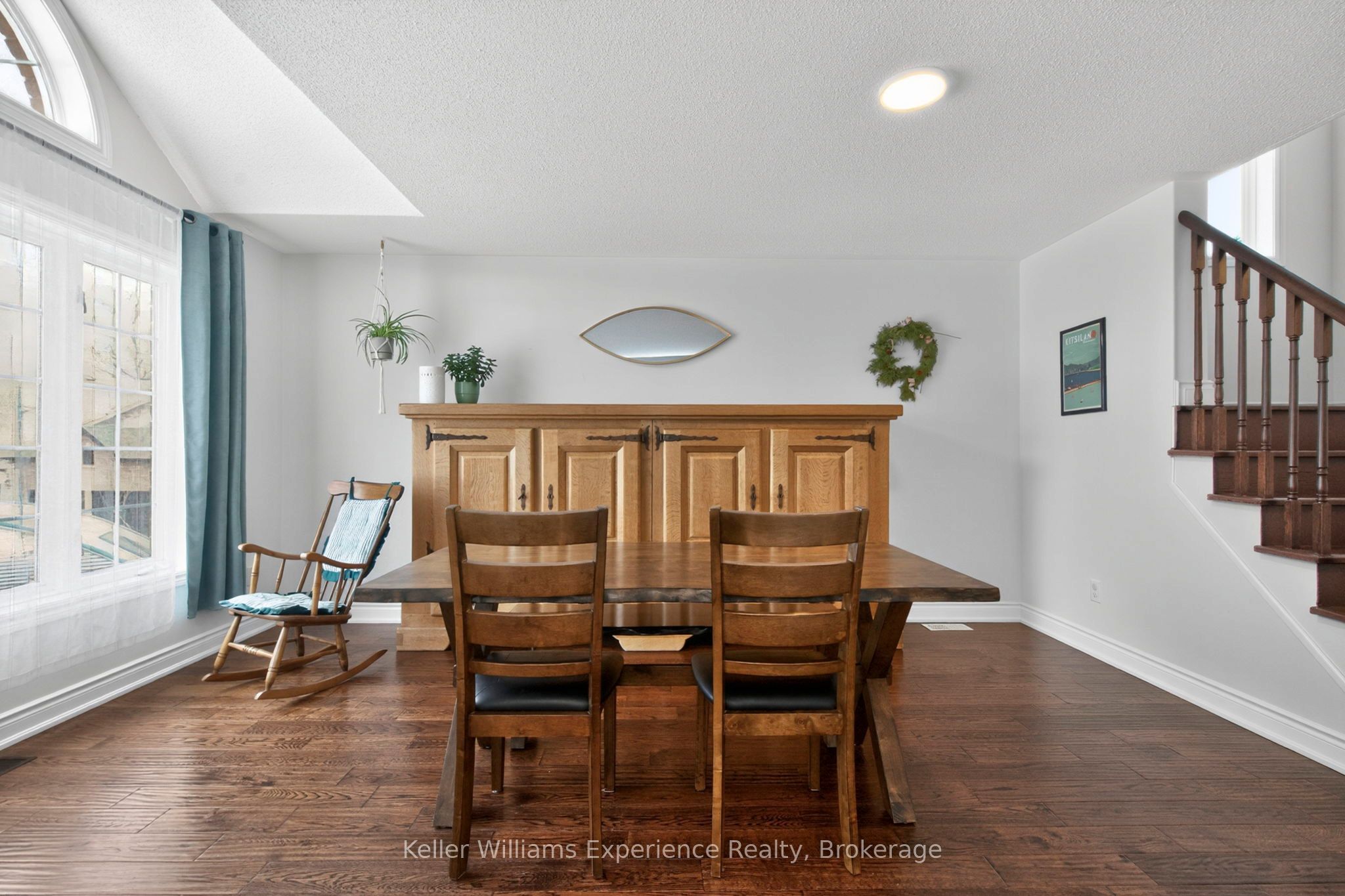1005 WHITNEY Crescent, Midland, ON L4R 5N3 photo 4