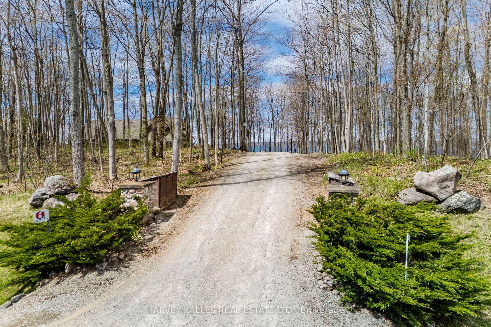 20 Nippissing Ridge Road, Tiny, ON L9M 0T8 photo 4