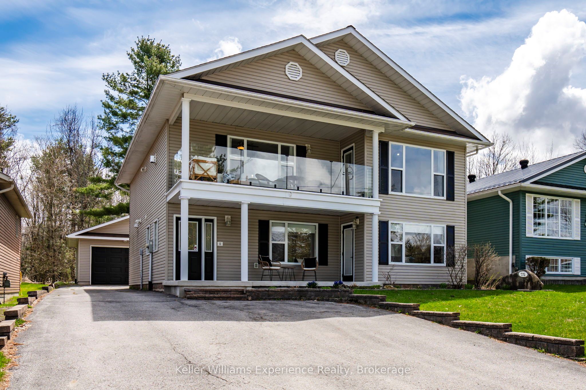 75 Hoyt Avenue, Tay, ON L0K 2A0