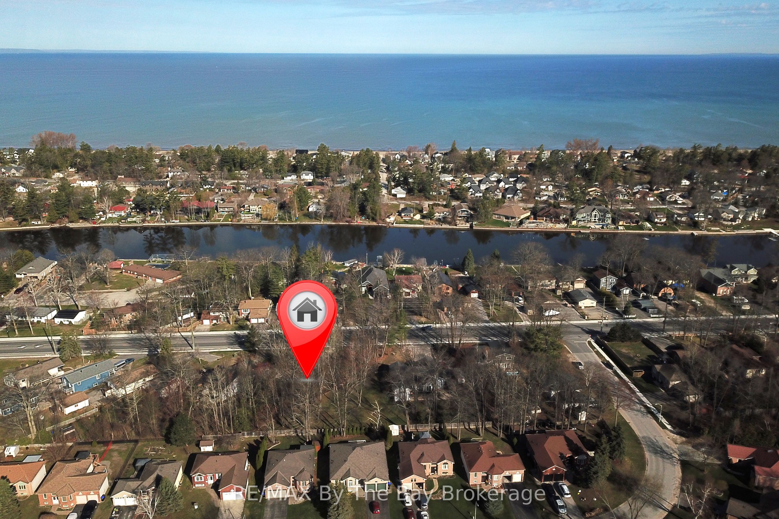 1459 River Road W, Wasaga Beach, ON L9Z 2W5 photo 2