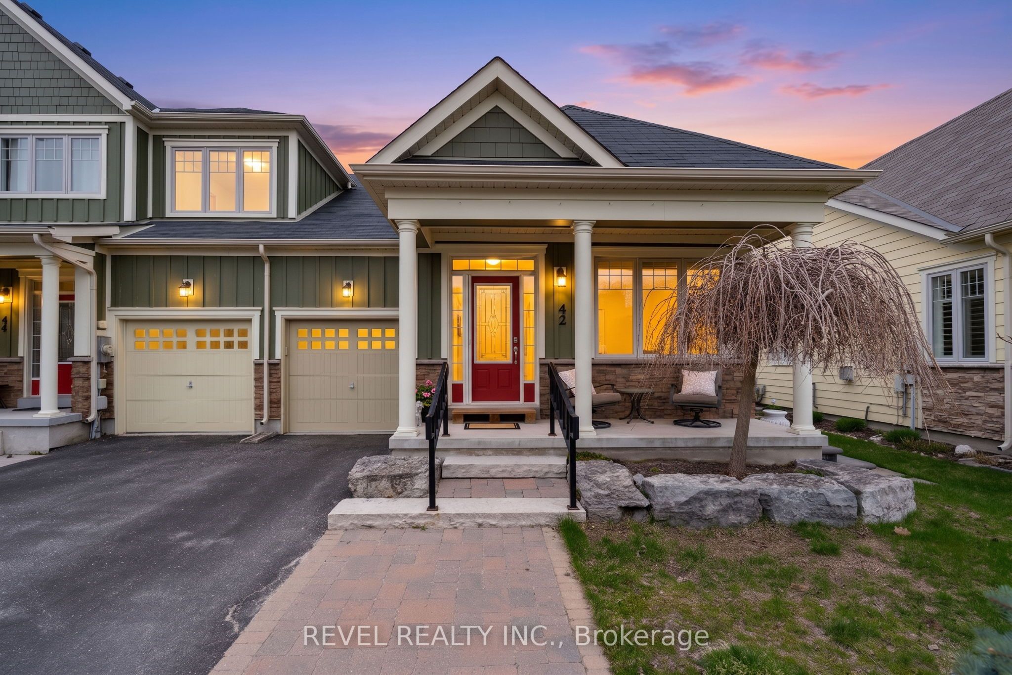 42 Sandy Coast Crescent, Wasaga Beach, ON L9Z 2L1