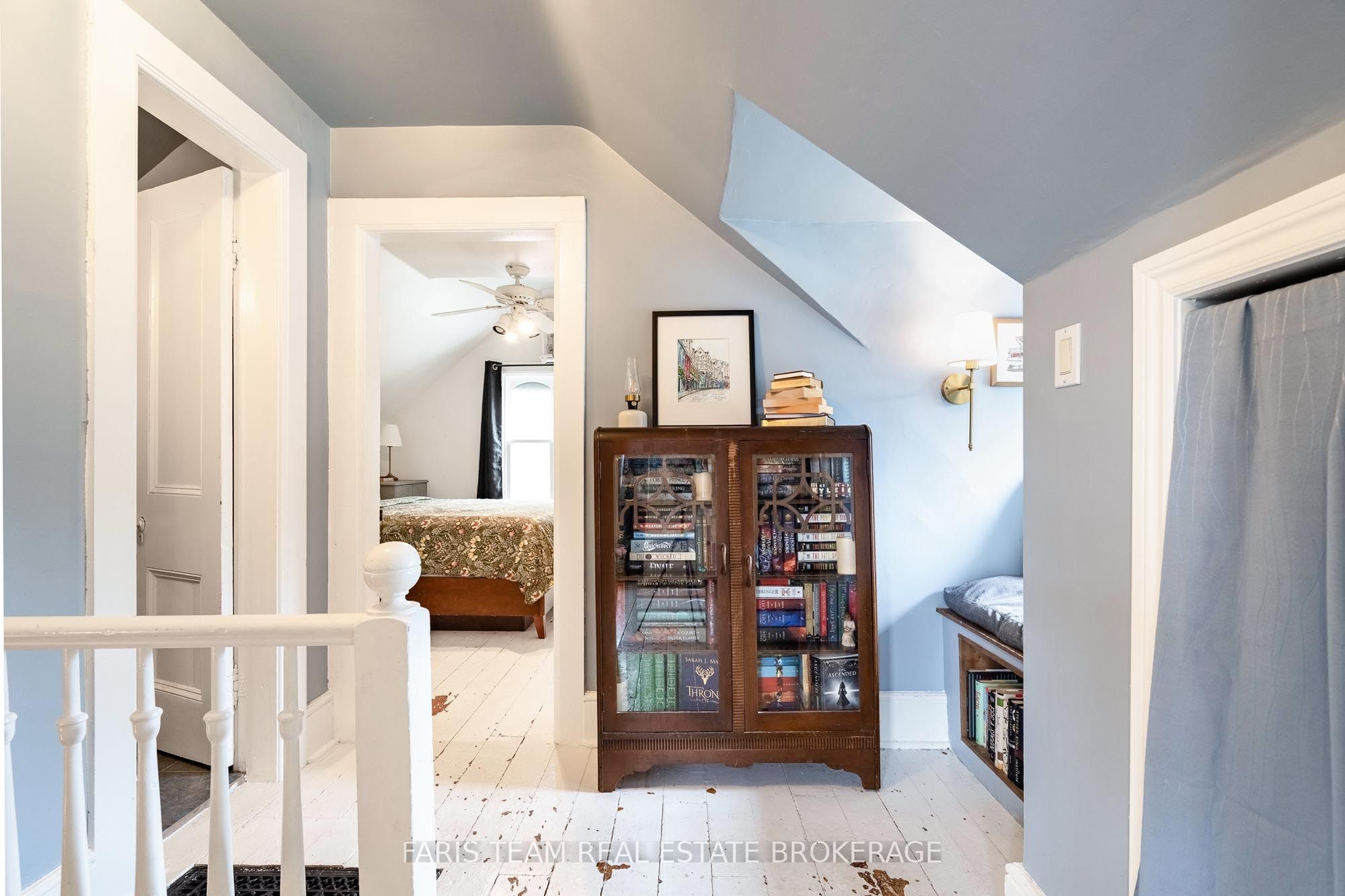 53 Burton Avenue, Barrie, ON L4N 2R5 photo 2