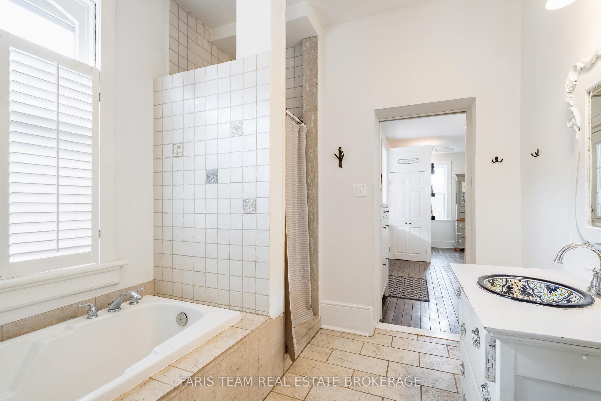 53 Burton Avenue, Barrie, ON L4N 2R5 photo 4