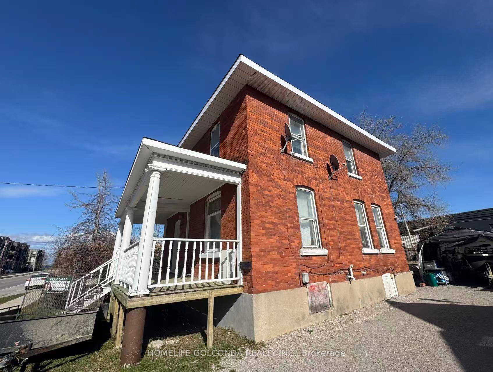 109 Elgin Street, Orillia, ON L3V 1S6 photo 2