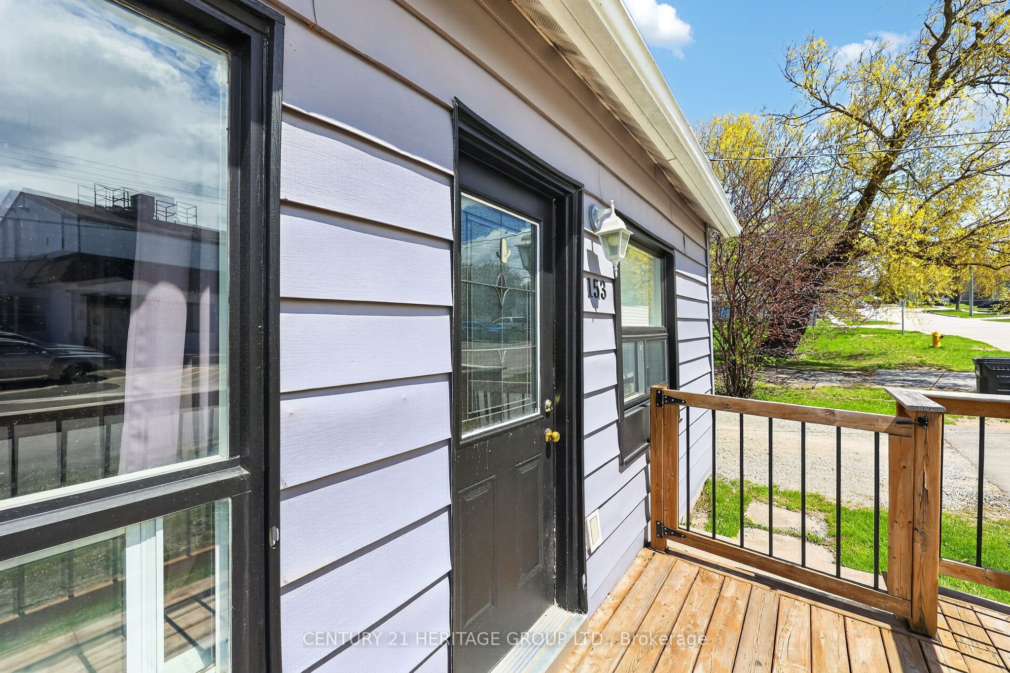 153 Veterans Lane, Tay, ON L0K 2A0