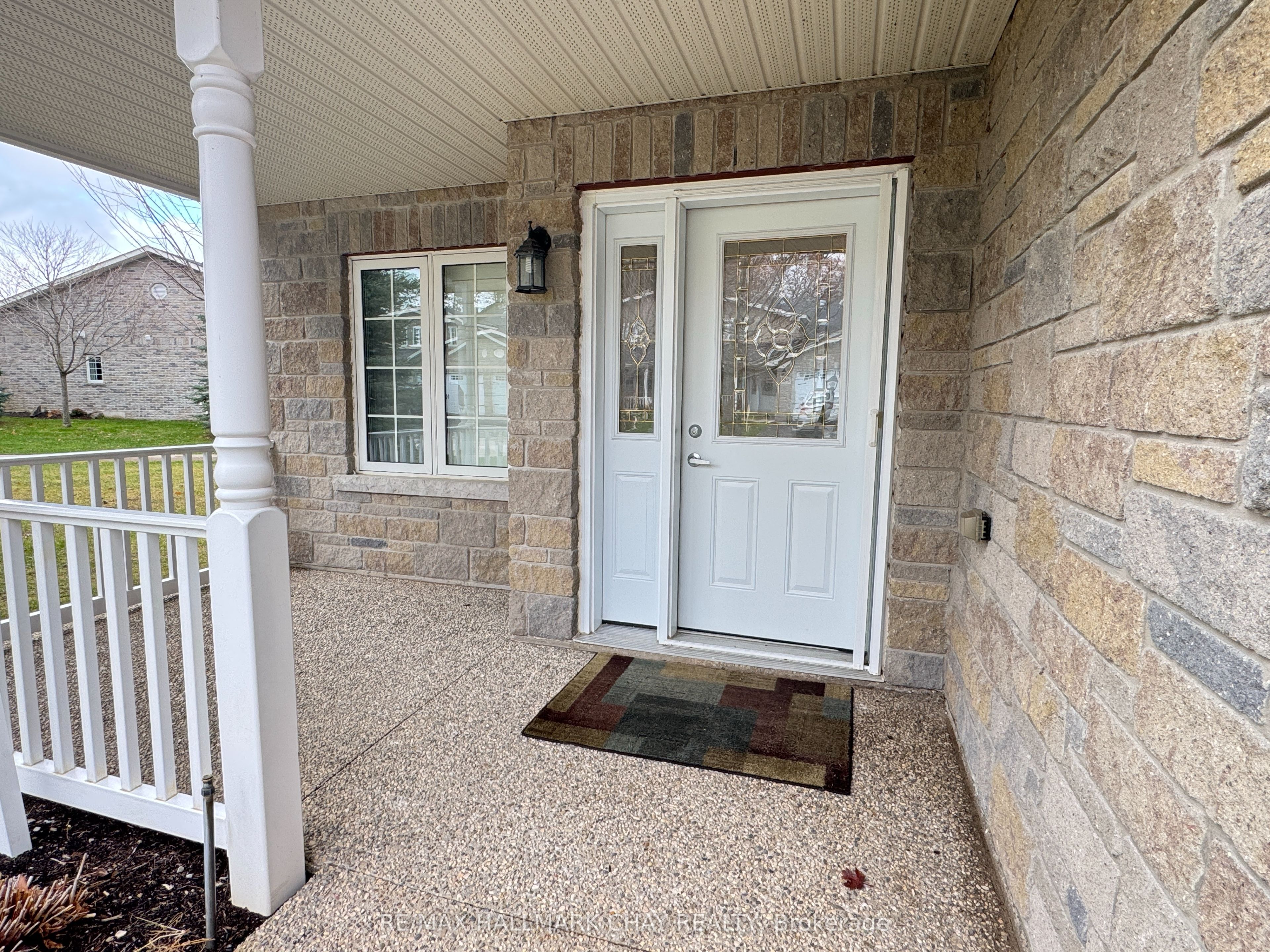 31 Garden Grove Crescent, Wasaga Beach, ON L9Z 0E6 photo 5