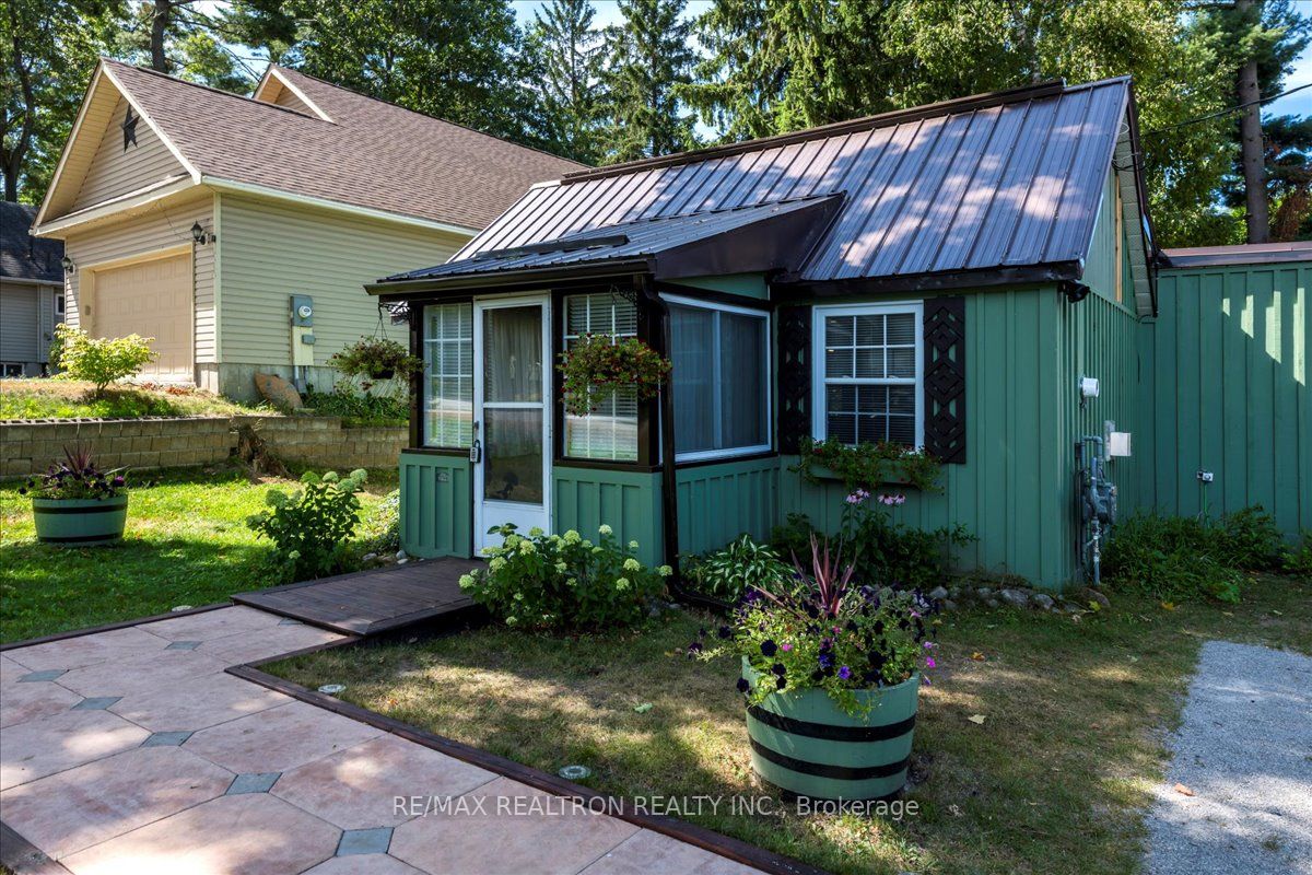 3322 Pleasant Road, Severn, ON L3V 6H3 photo 2
