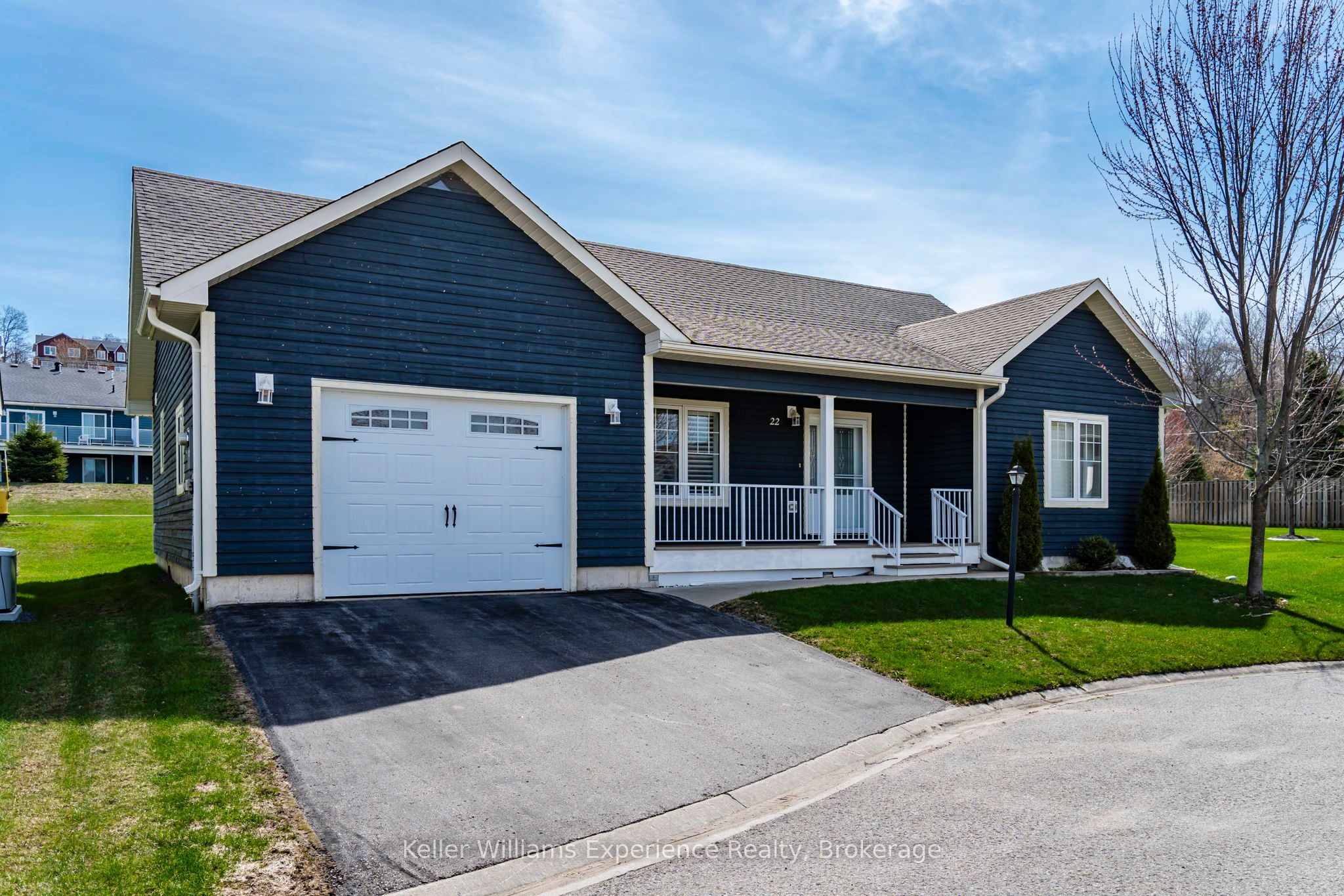 22 Grew Crescent, Penetanguishene, ON L9M 0A4 photo 2