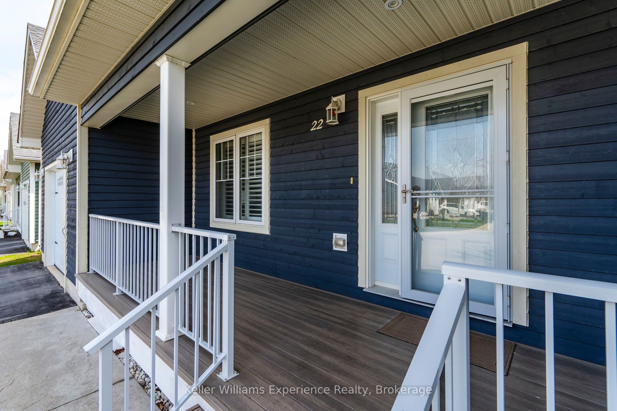 22 Grew Crescent, Penetanguishene, ON L9M 0A4 photo 3
