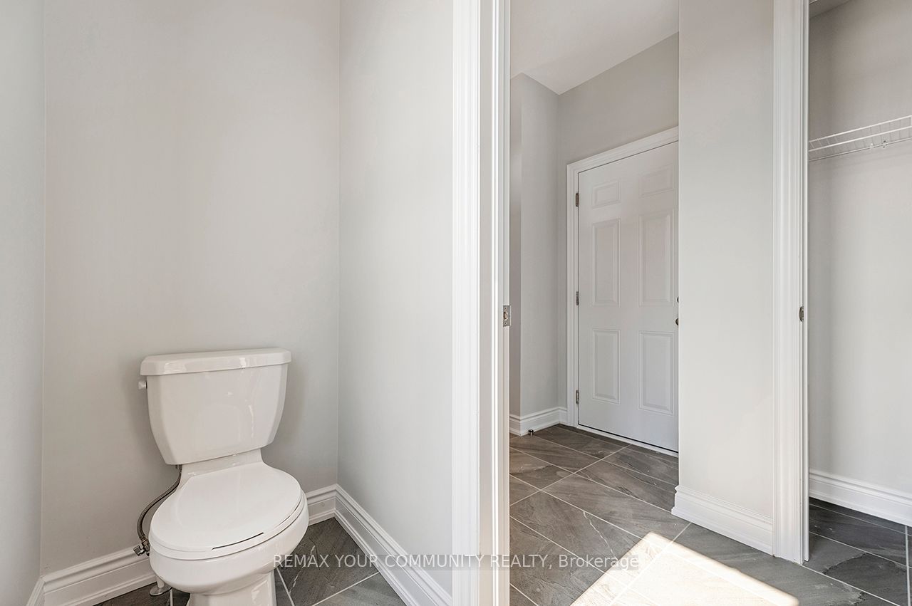 49 Periwinkle Road, Springwater, ON L9X 2C9