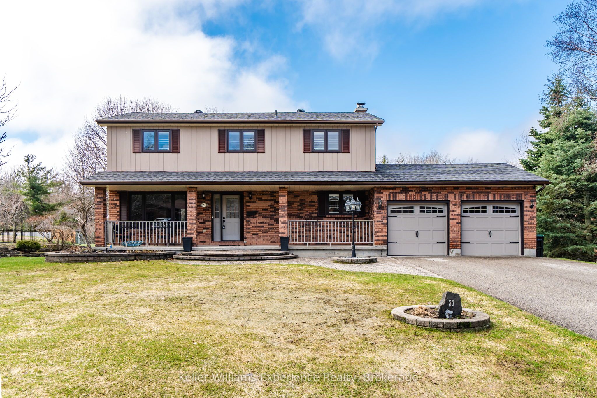 27 Rosewood Avenue, Springwater, ON L0L 1X0 photo 2