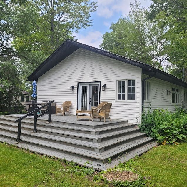 19 HASTINGS Avenue, Tiny, ON L0L 1P0 photo 3