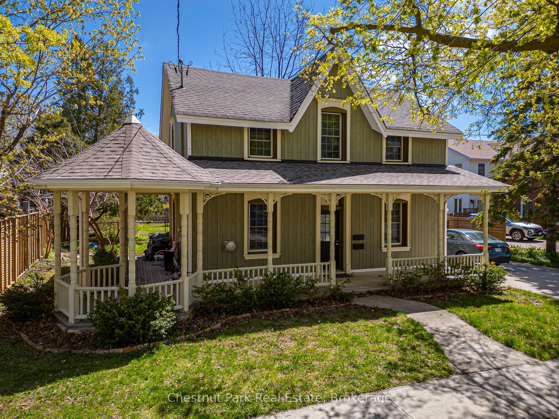 537 Ste Marie Street, Collingwood, ON L9Y 3L2 photo 3