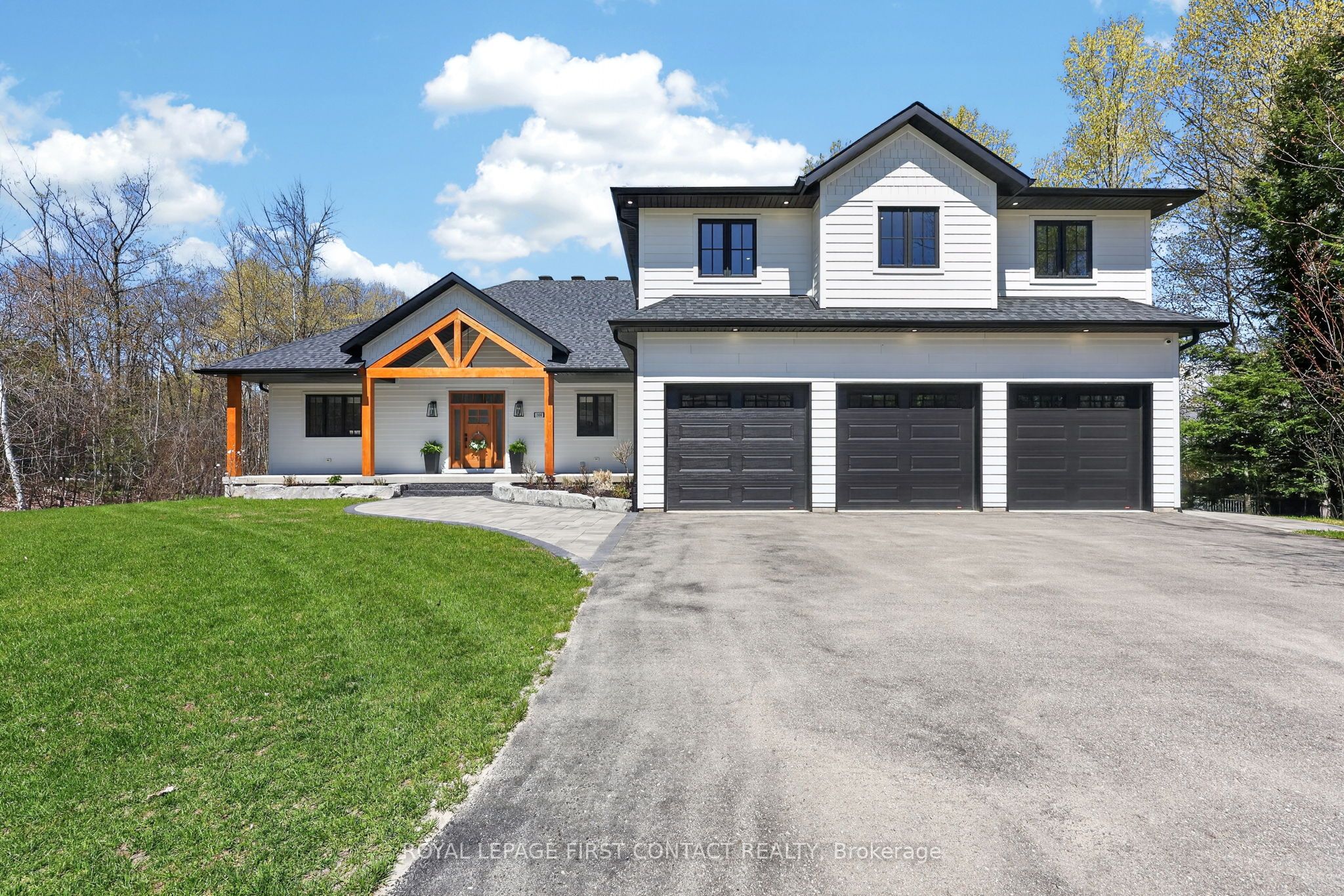 144 Arlynn Crescent, Penetanguishene, ON L9M 2G9 photo 3