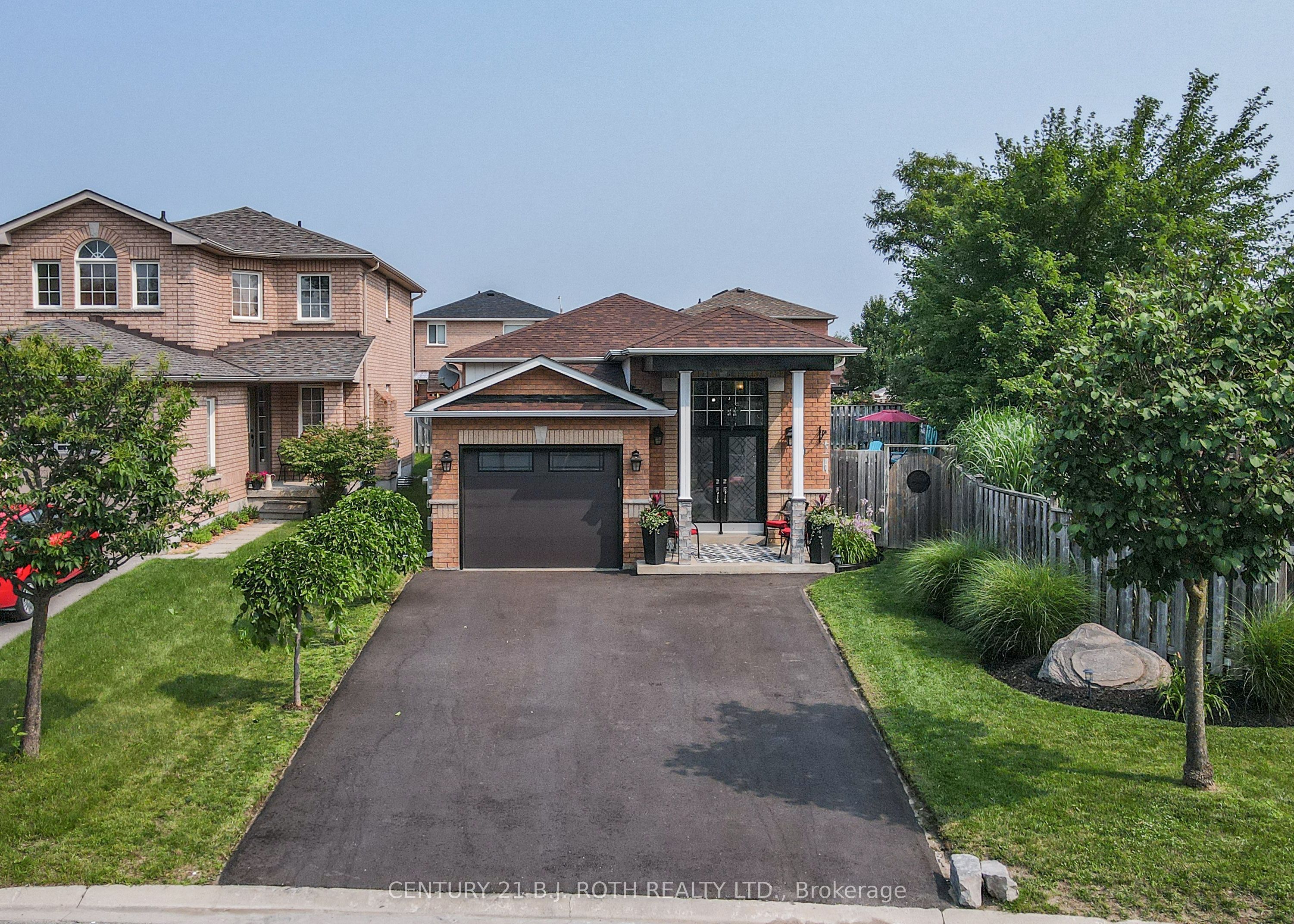 4 Lister Drive, Barrie, ON L4N 0L5
