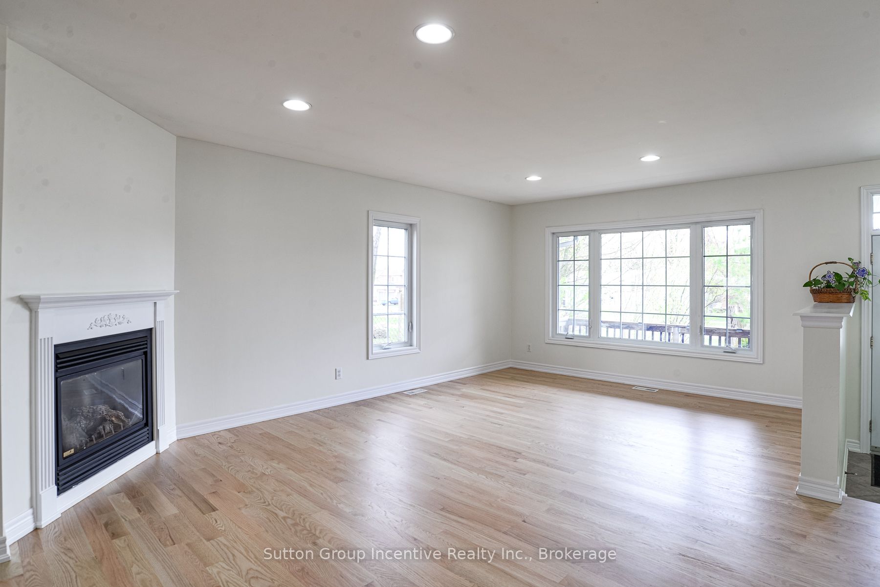391 Grenville Avenue, Orillia, ON L3V 8A7 photo 5