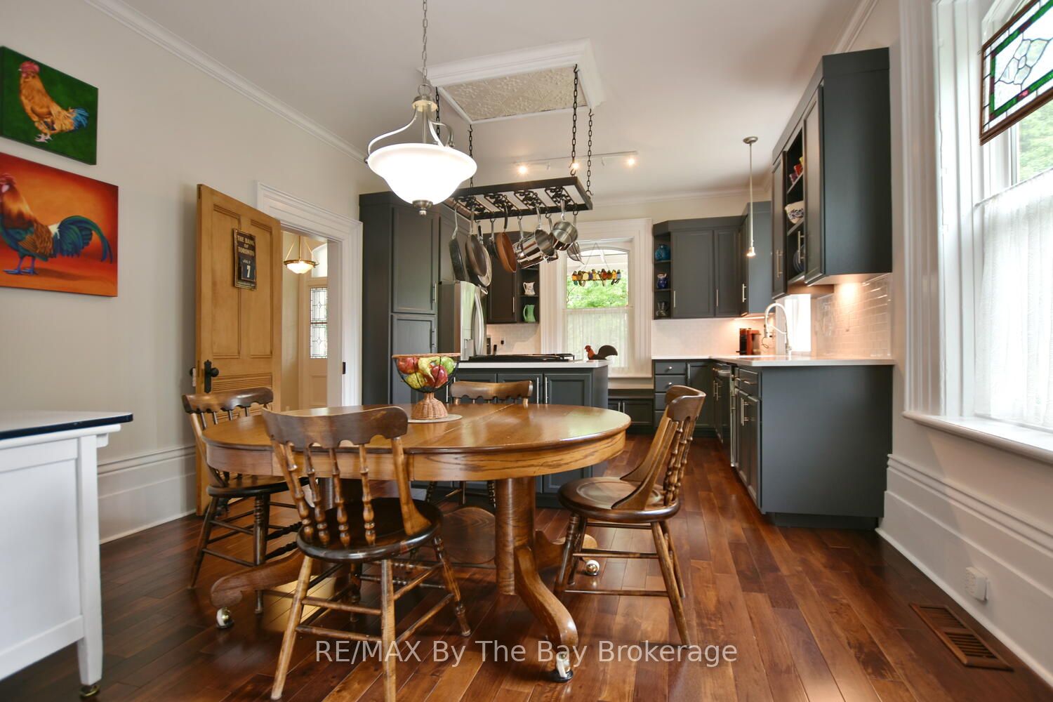 214 Elm Street, Clearview, ON L0M 1S0 photo 4