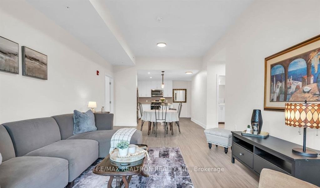 121 Mary Street 309, Clearview, ON L0M 1G0 photo 5