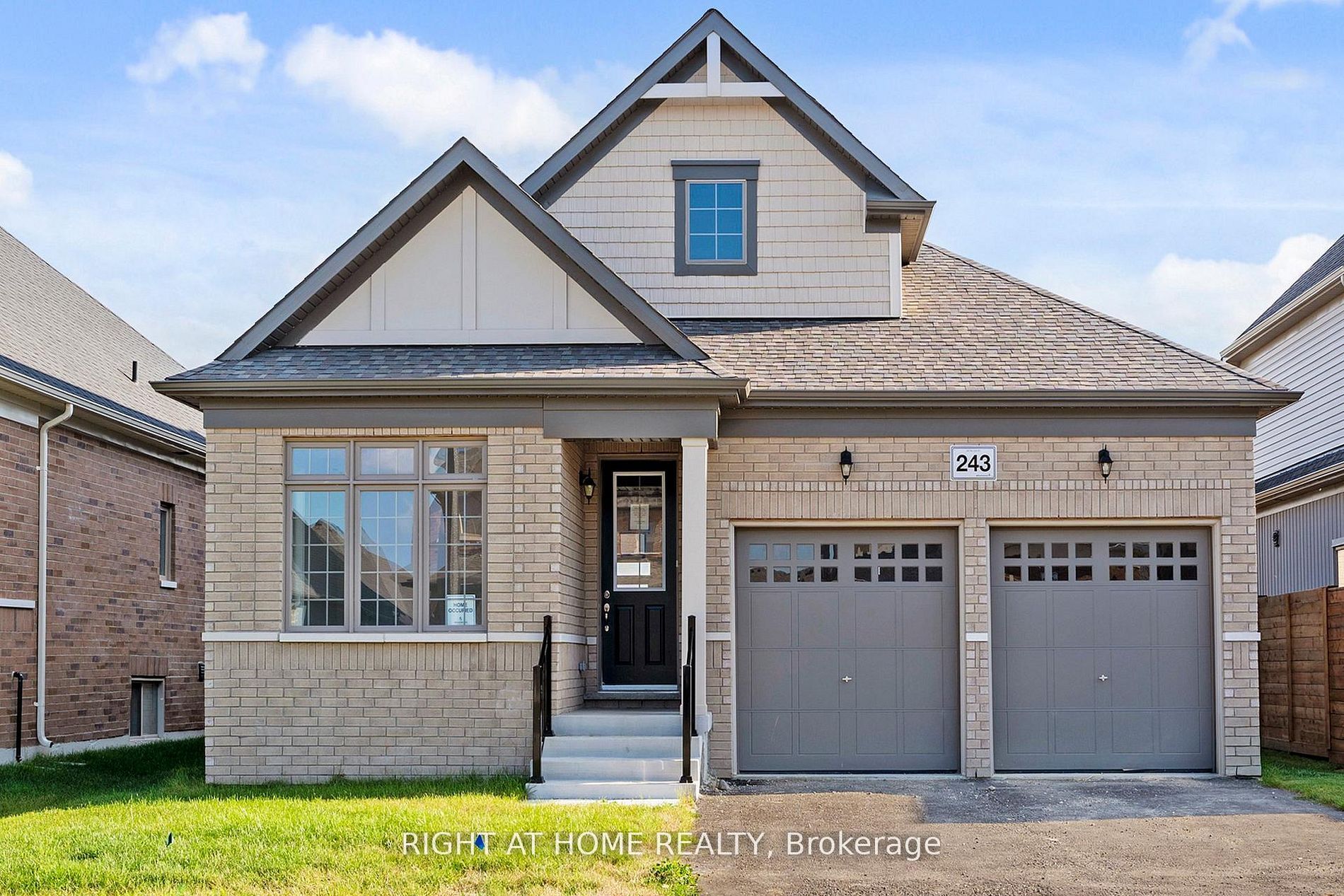 243 Duncan Street, Clearview, ON L0M 1S0