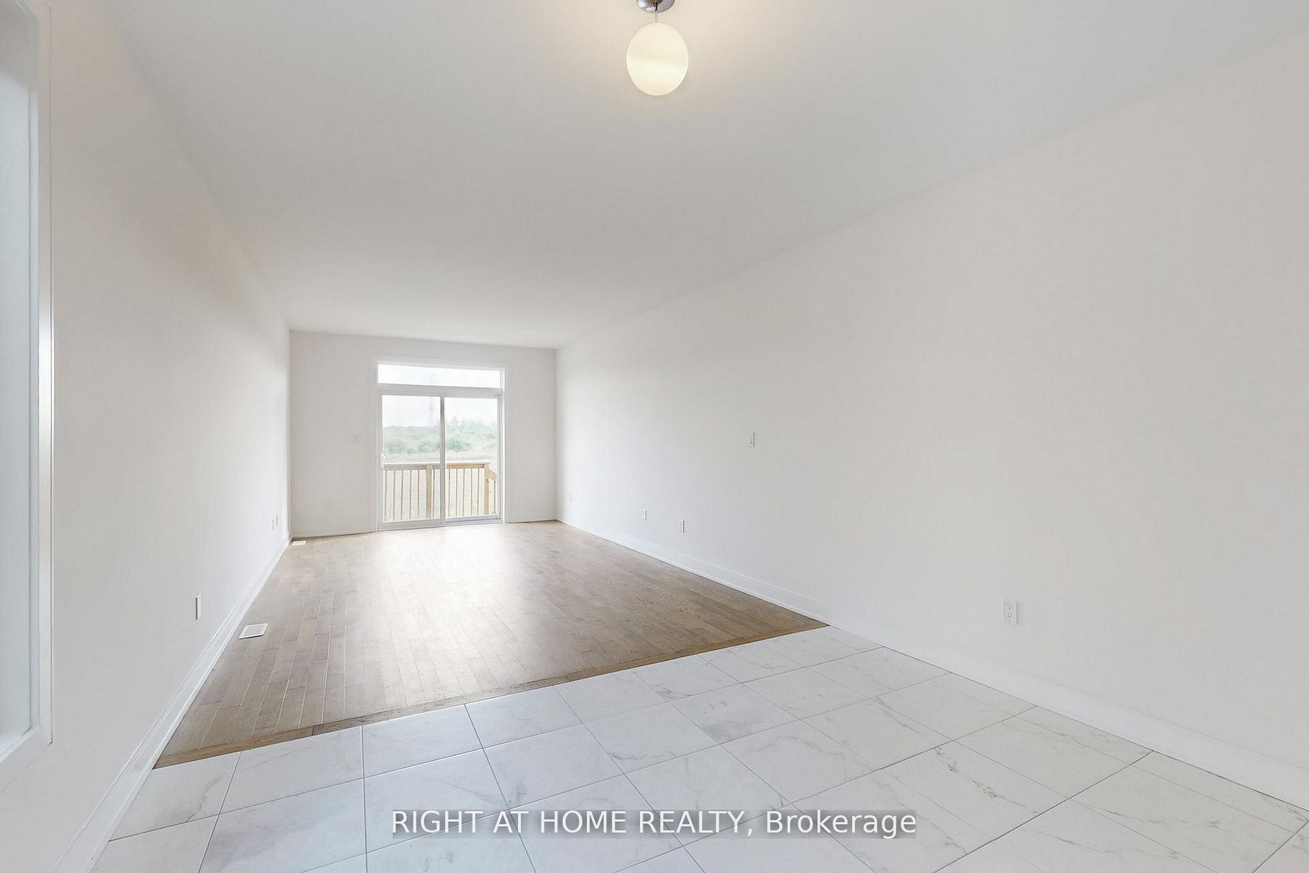 243 Duncan Street, Clearview, ON L0M 1S0 photo 3