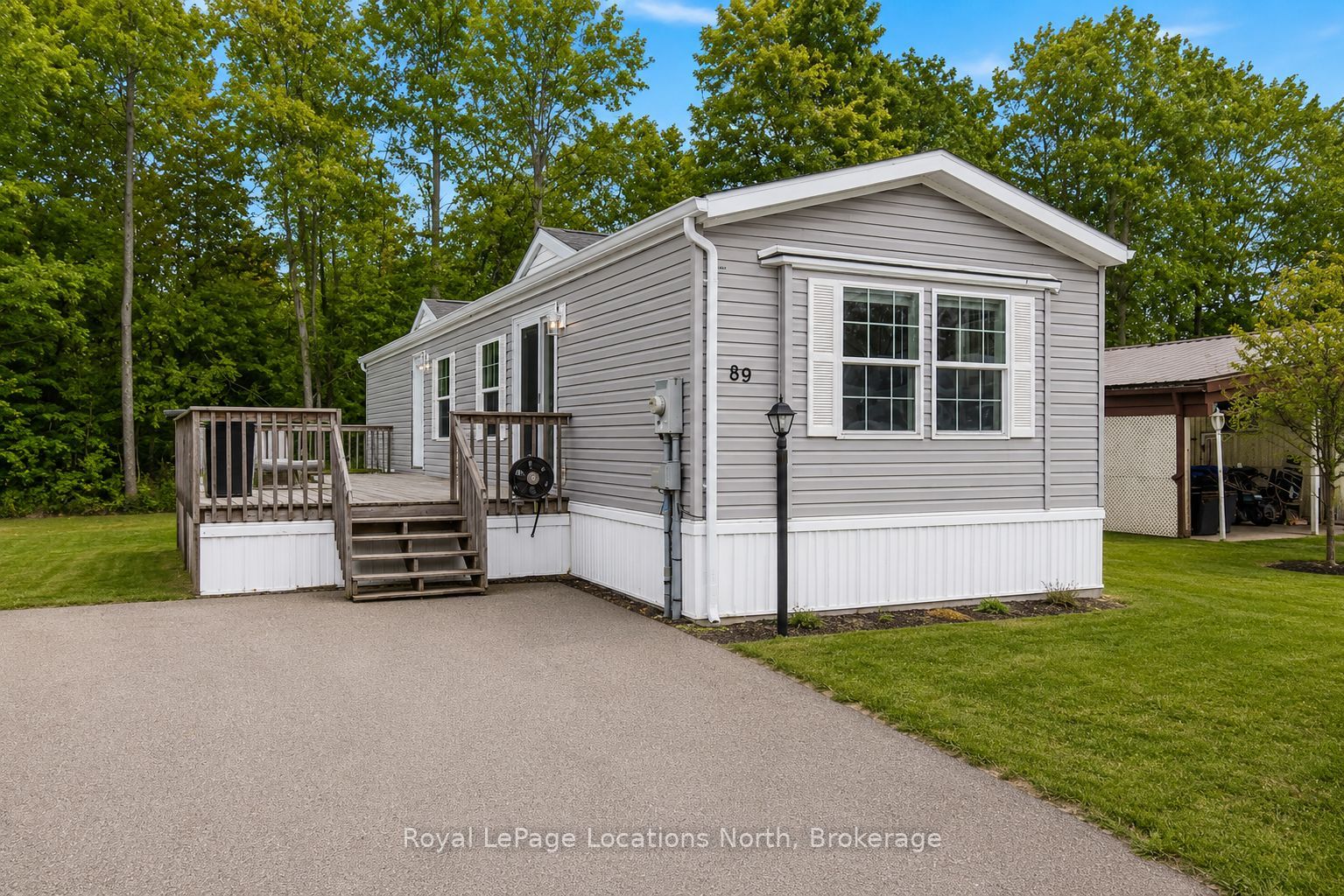89 GEORGIAN GLEN Drive, Wasaga Beach, ON L9Z 1K8 photo 2