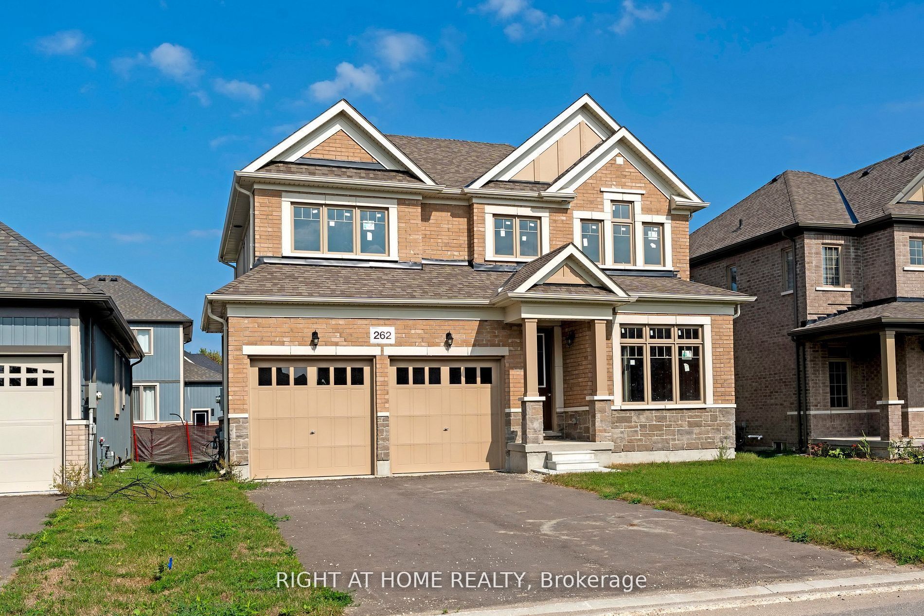 262 Duncan Street, Clearview, ON L0M 1S0 photo 2
