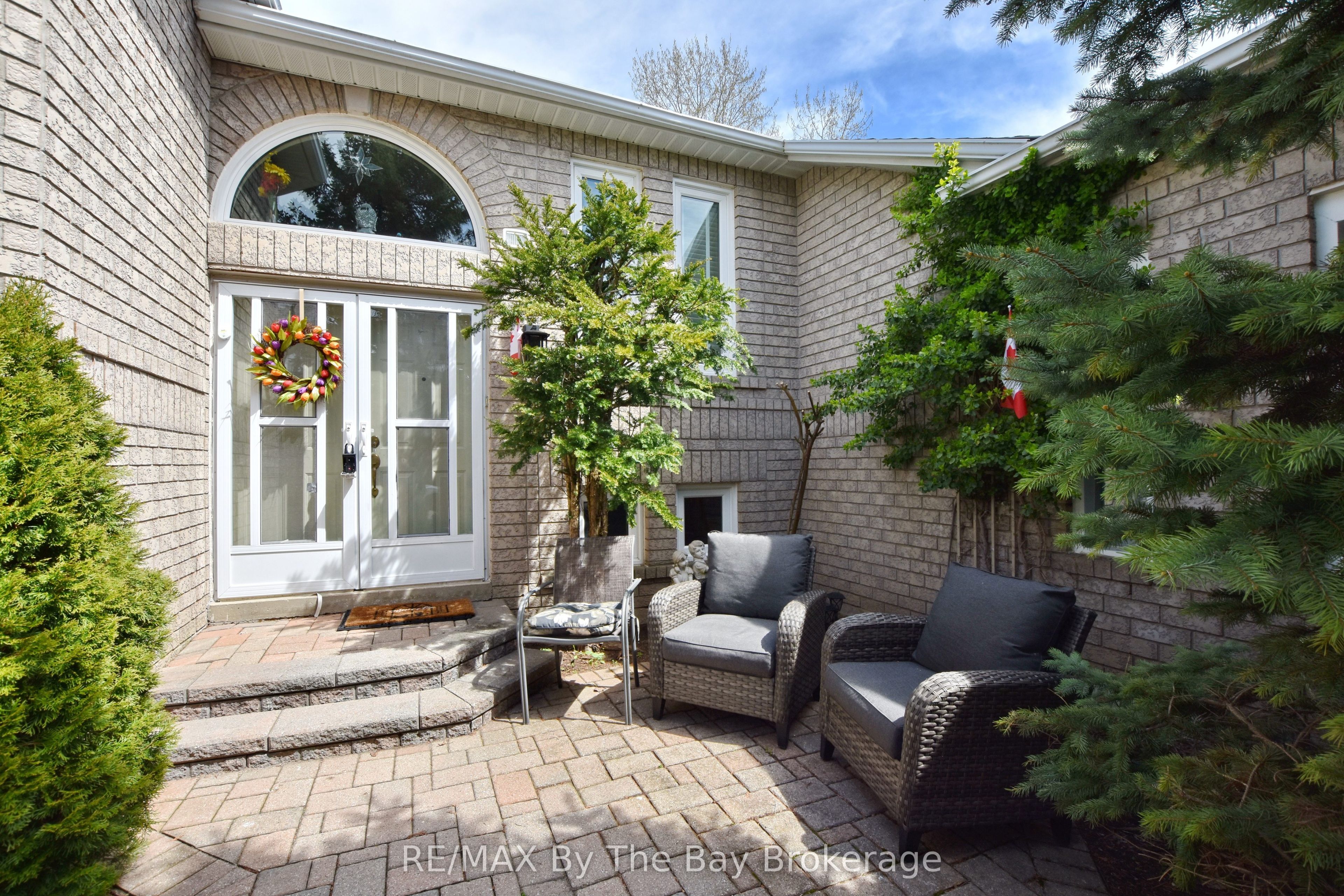 17 Acorn Crescent, Wasaga Beach, ON L9Z 1L6 photo 3