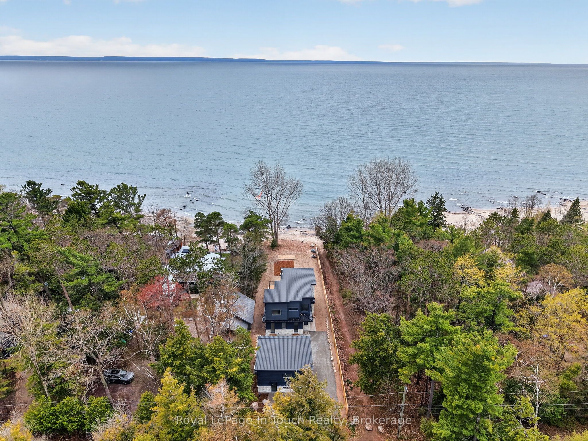 160 Tiny Beaches Road N, Tiny, ON L0L 2J0