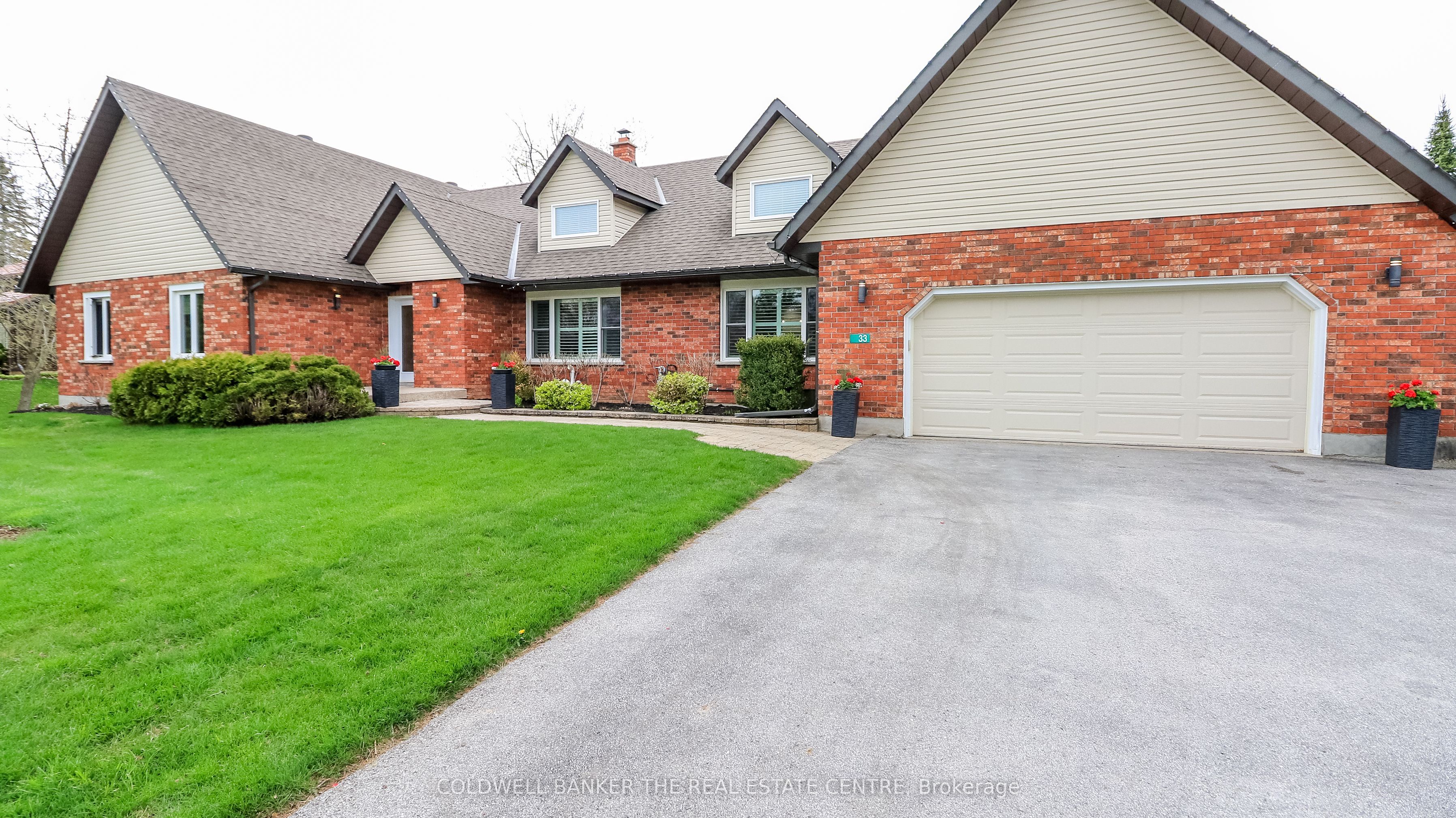 33 Elvyn Crescent, Oro-Medonte, ON L0L 2E0 photo 2