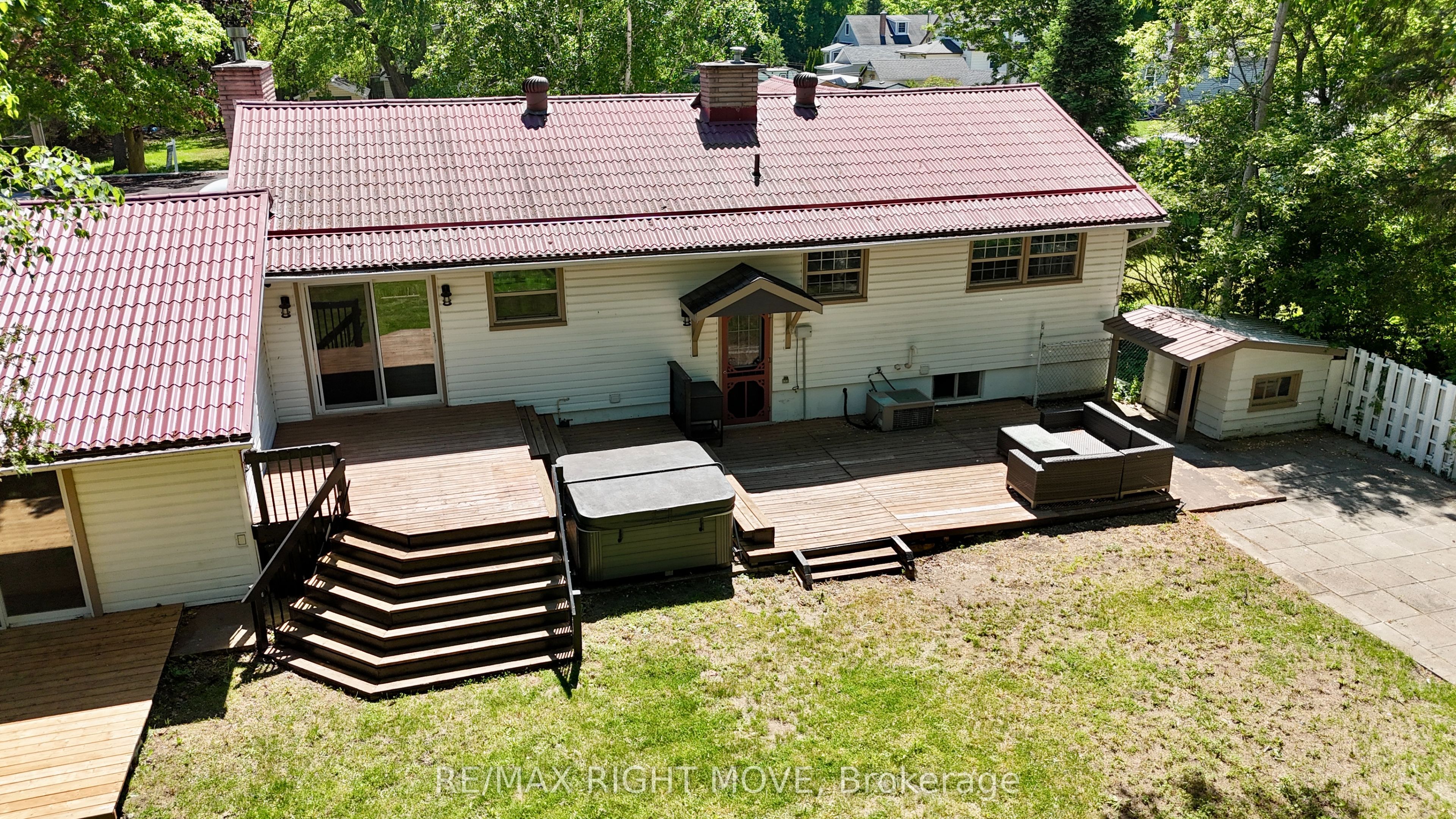 234 Oak Street, Clearview, ON L0M 1S0 photo 3