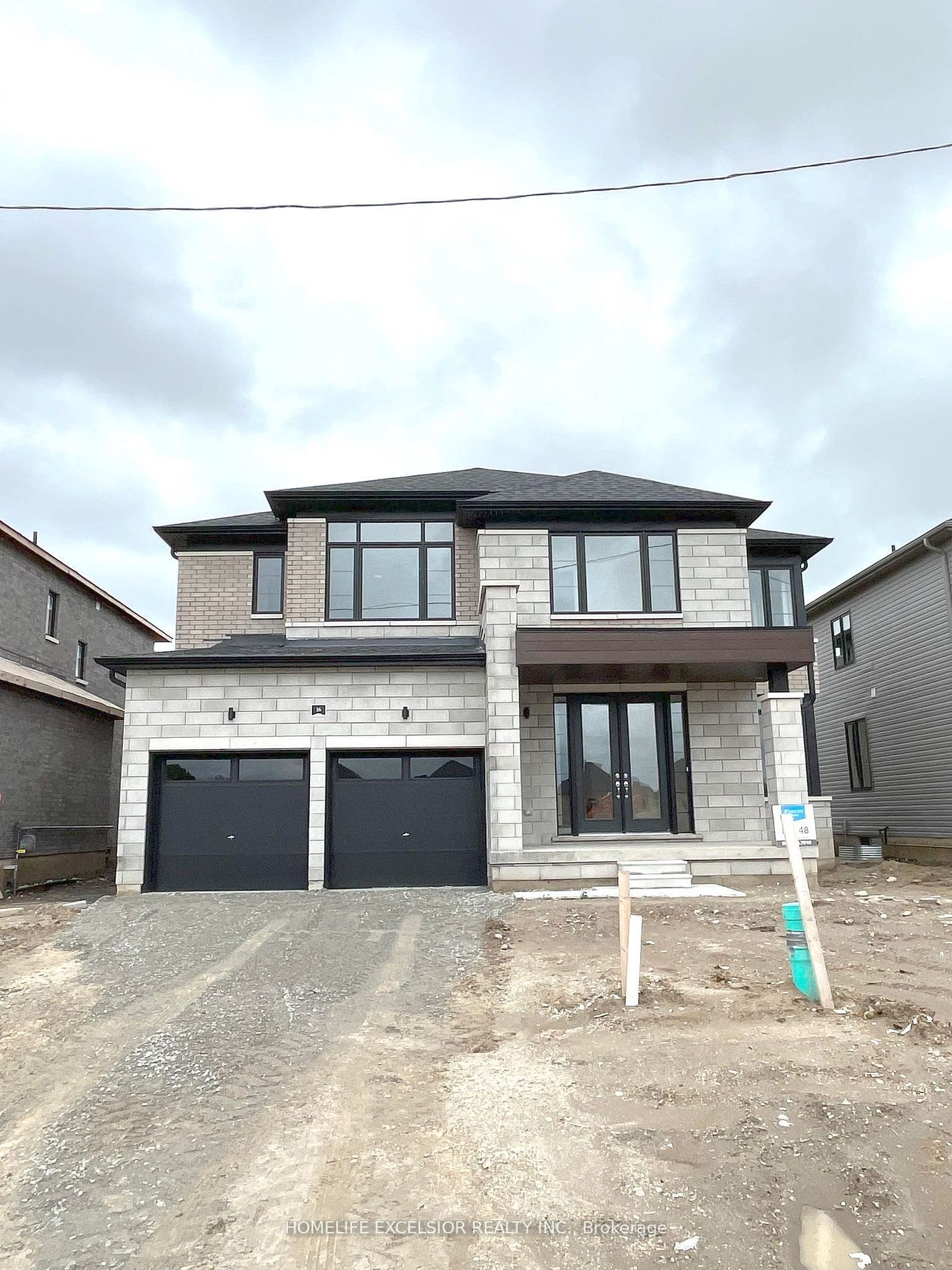 16 Rosanne Circ, Wasaga Beach, ON L9Z 0L4 photo 5