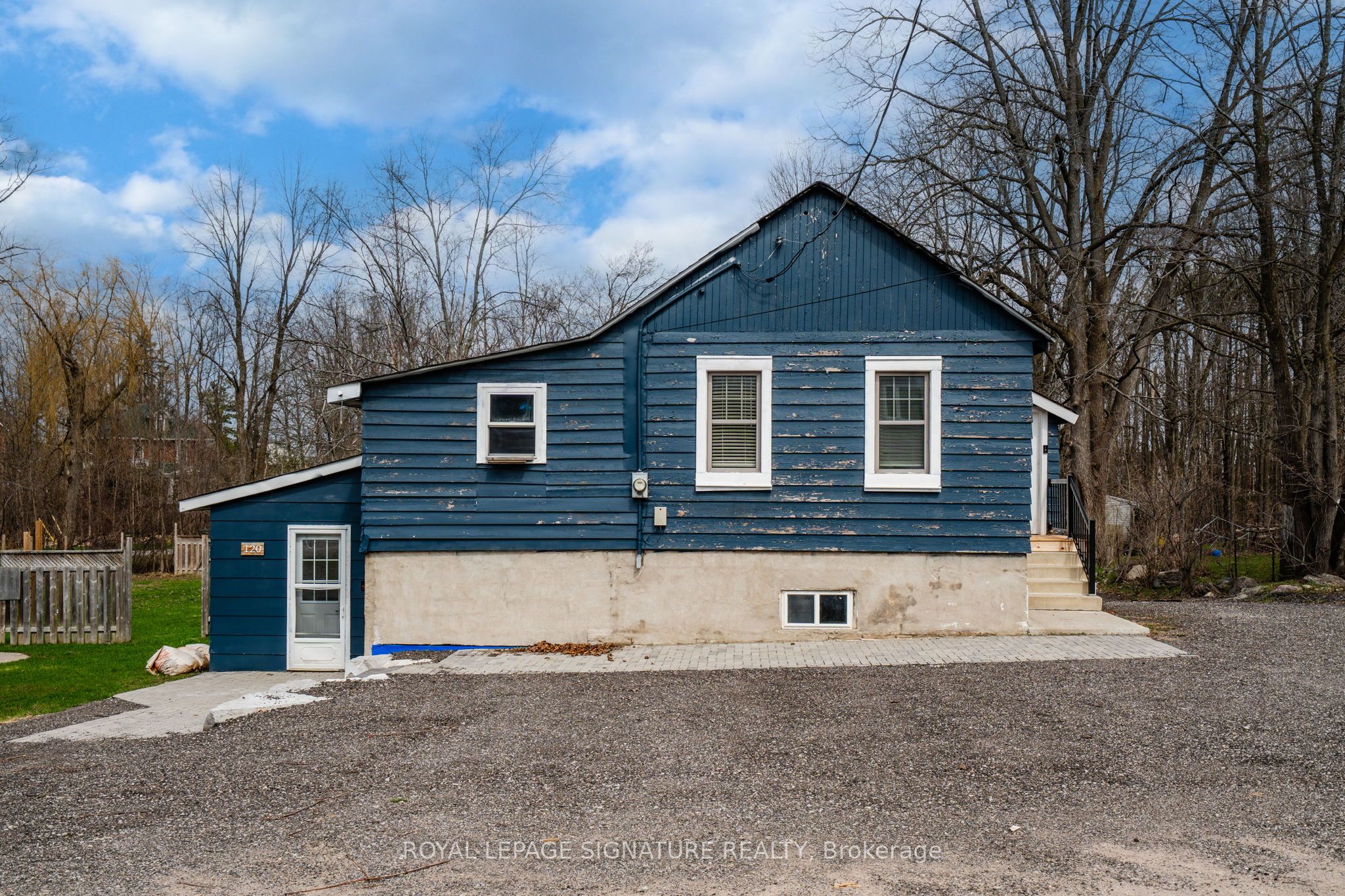 120 Maple Street, Tay, ON L0L 2J0