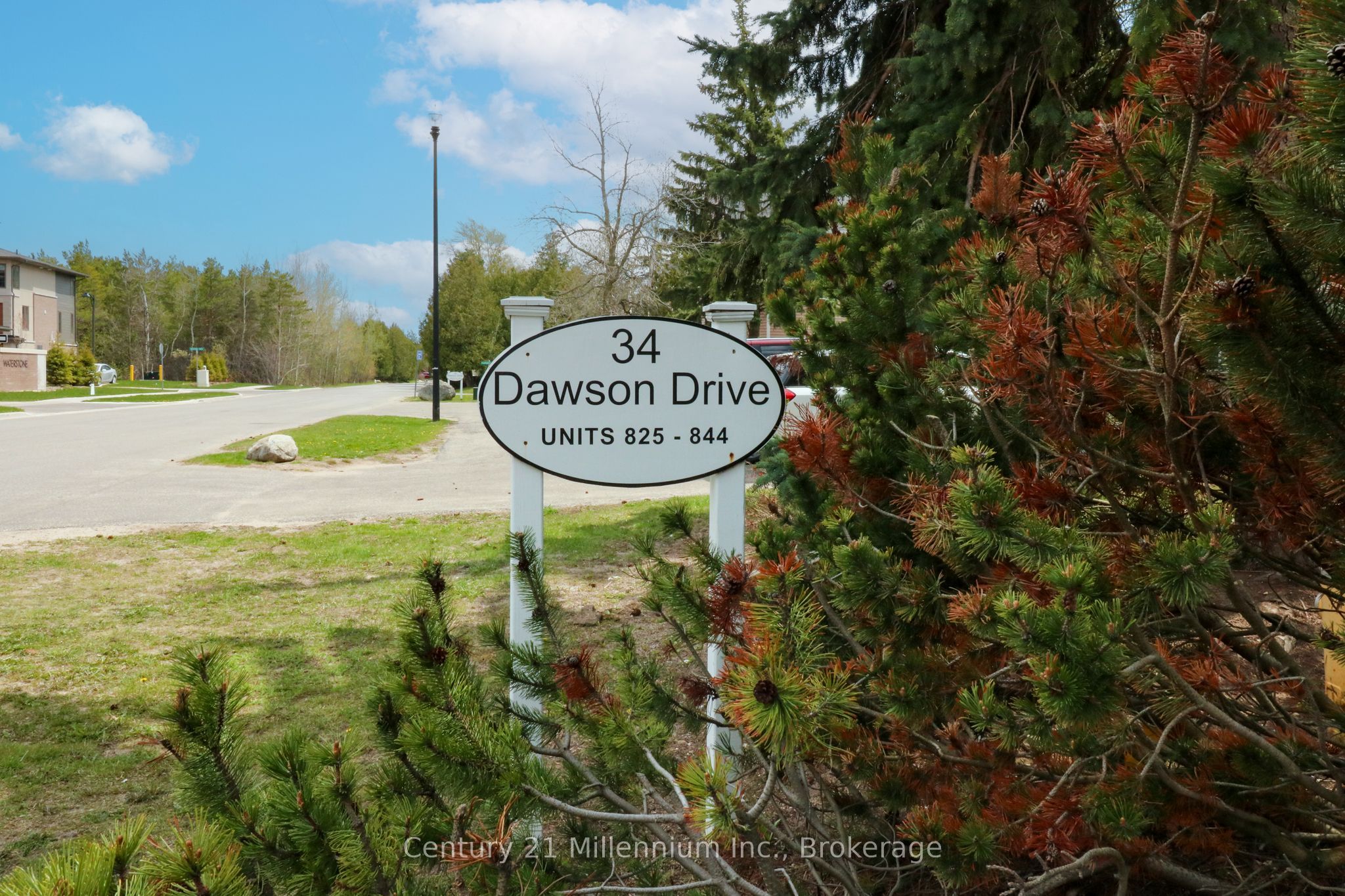 34 Dawson Drive 825, Collingwood, ON L9Y 5B4 photo 2